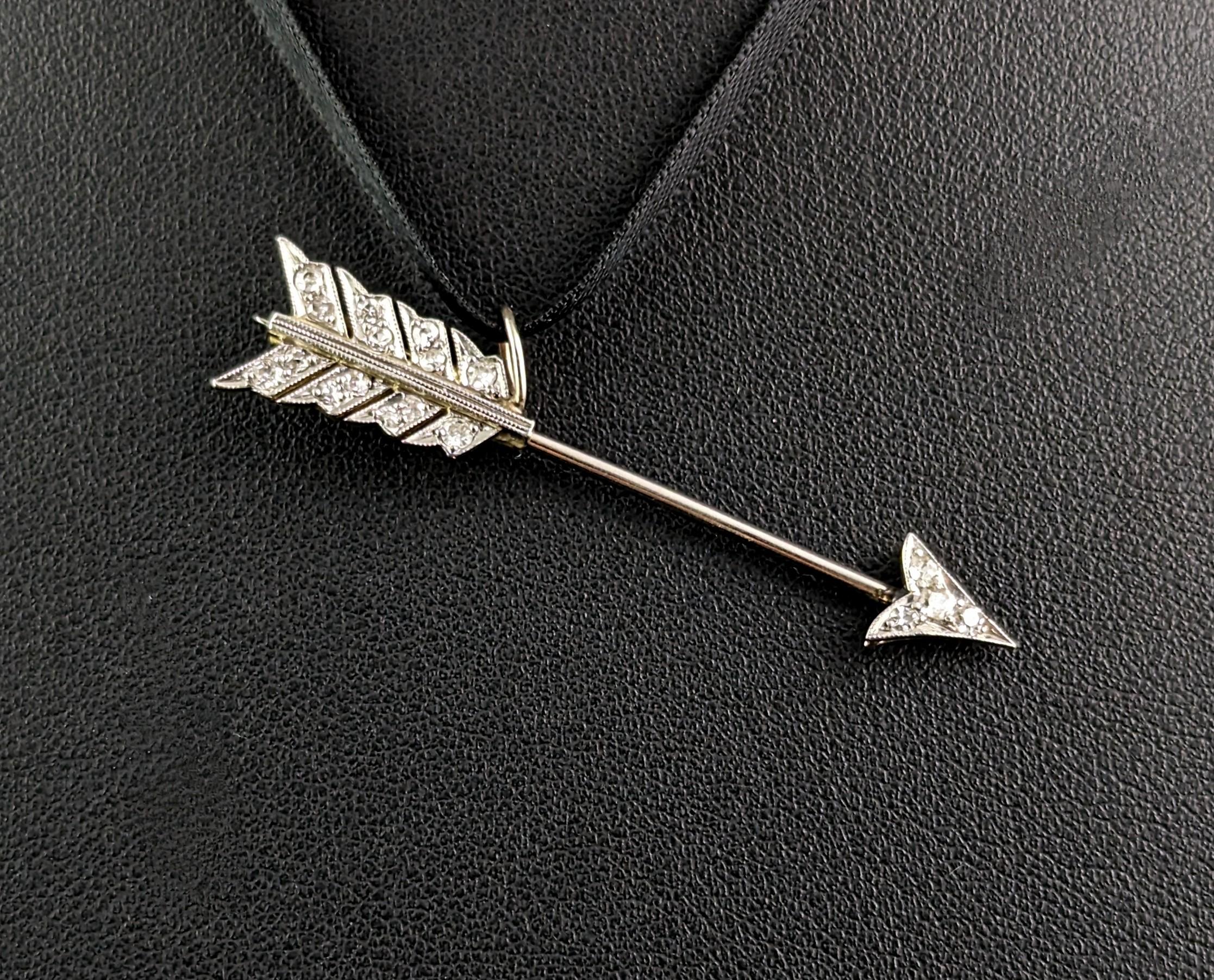 Antique Diamond Arrow pendant, 15k gold and Platinum, Art Deco  For Sale 5