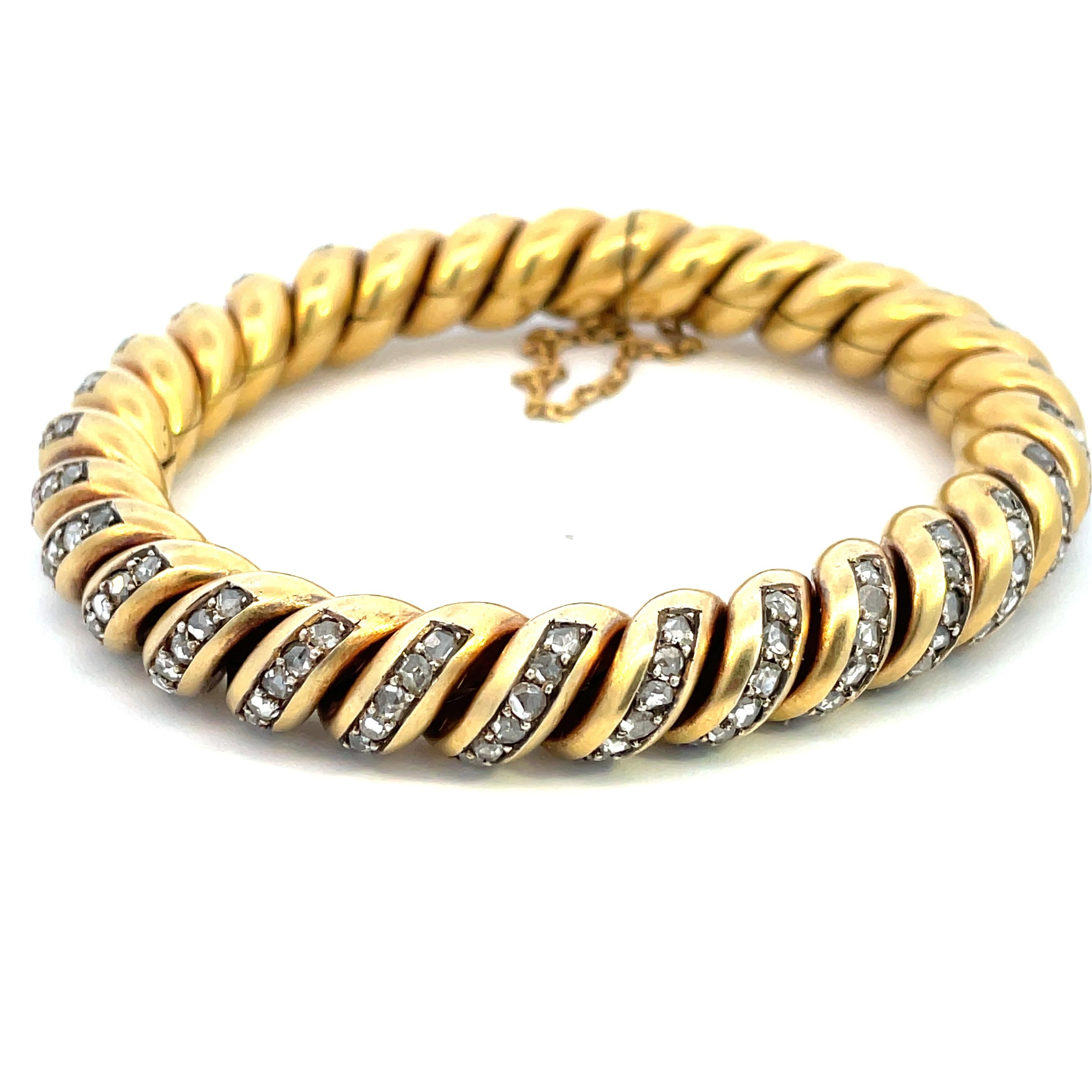 Antique Diamond Bangle Bracelet in Yellow Gold In Excellent Condition In Milano, IT