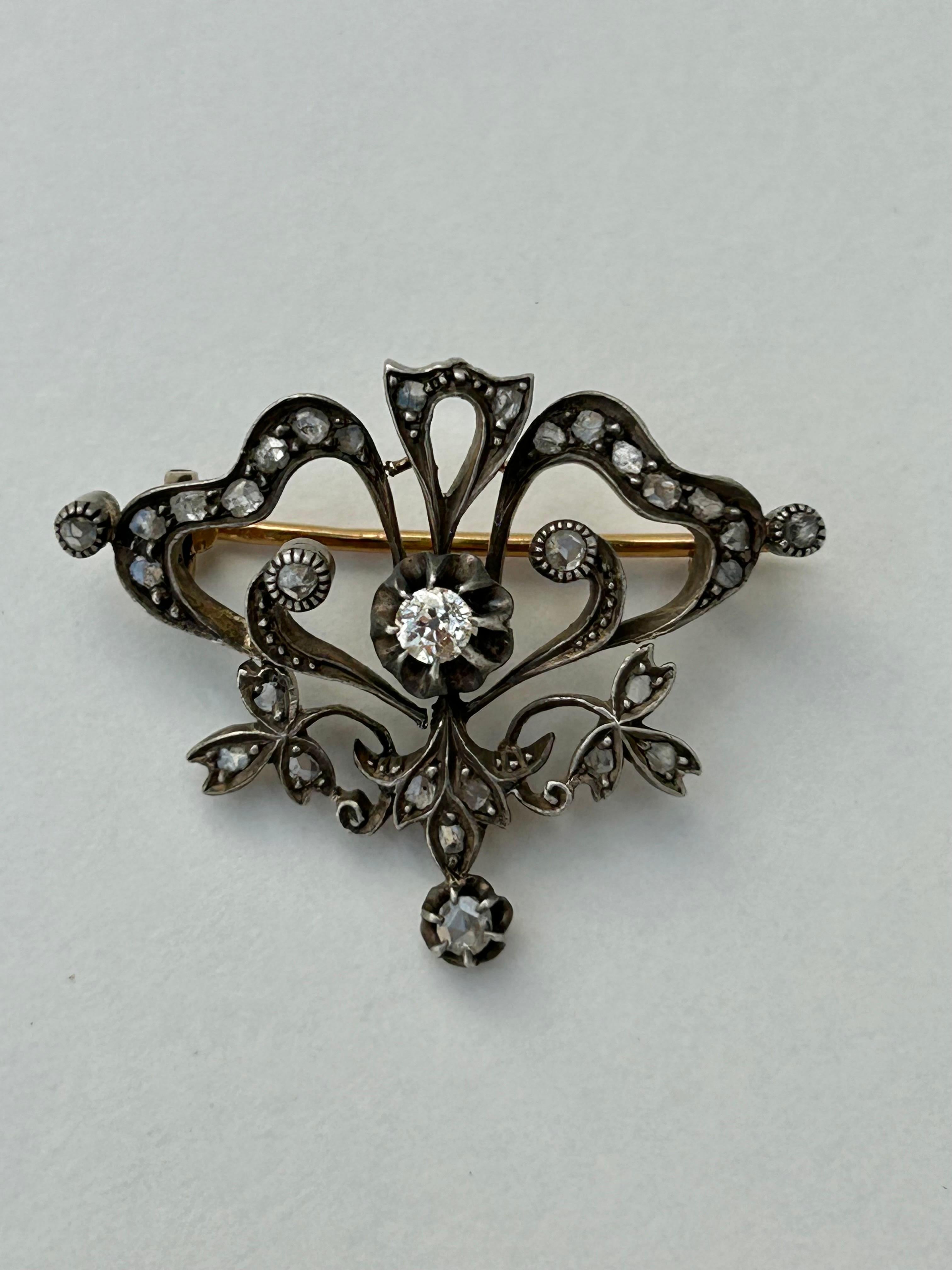 Artist Antique Diamond Bow Brooch in Gold For Sale