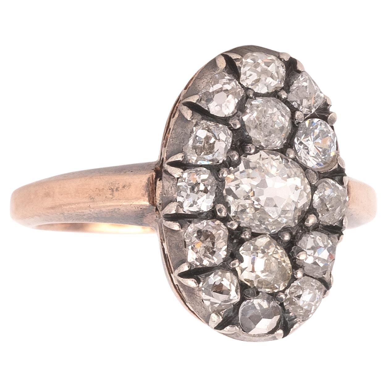 Antiker ovaler antiker Diamant-Cluster-Ring mit Altschliff im Zustand „Hervorragend“ im Angebot in Firenze, IT