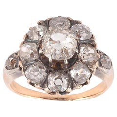 Anillo en racimo de diamantes antiguos