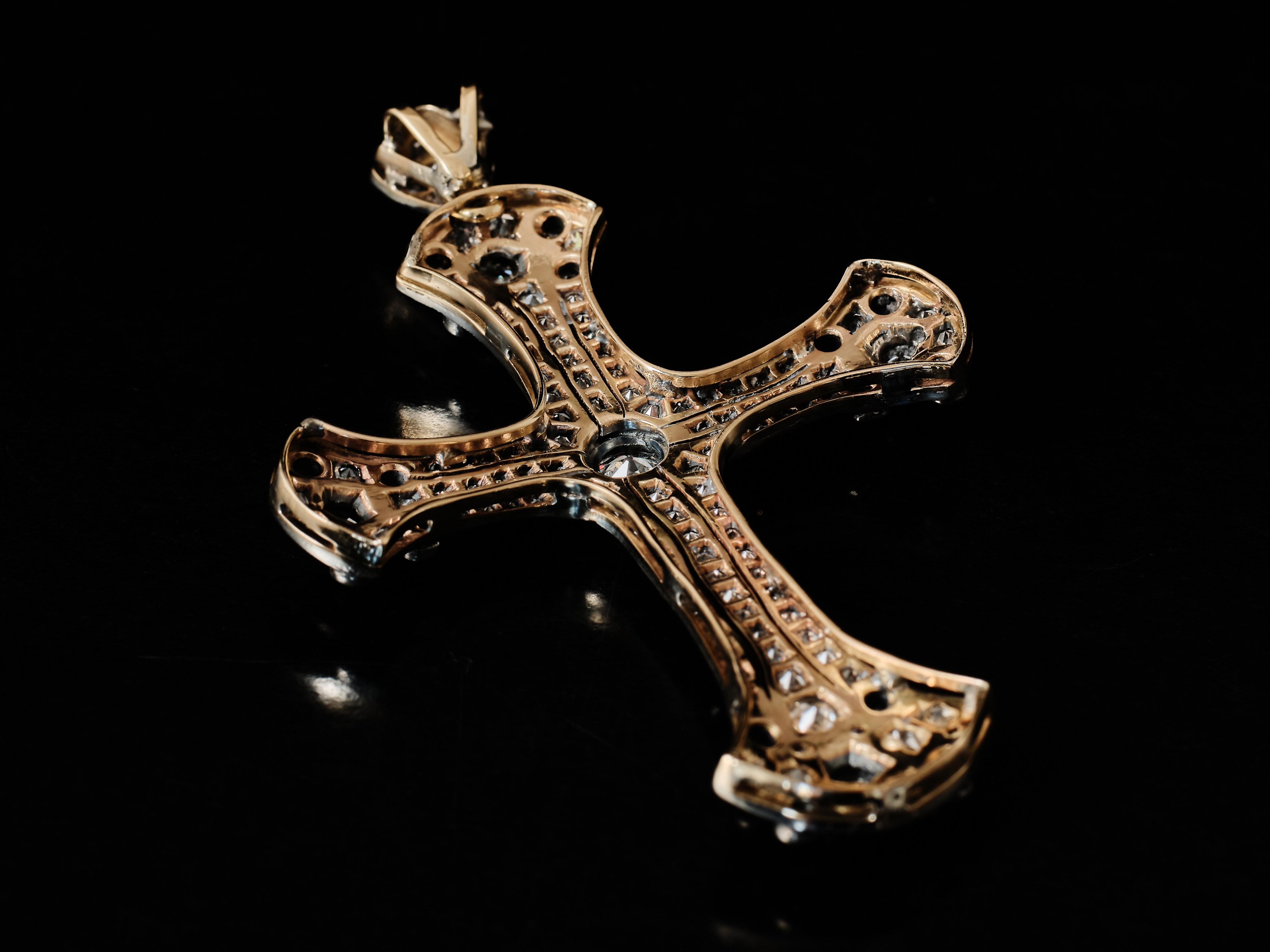 Antique diamond cross In Good Condition For Sale In Malmö, SE