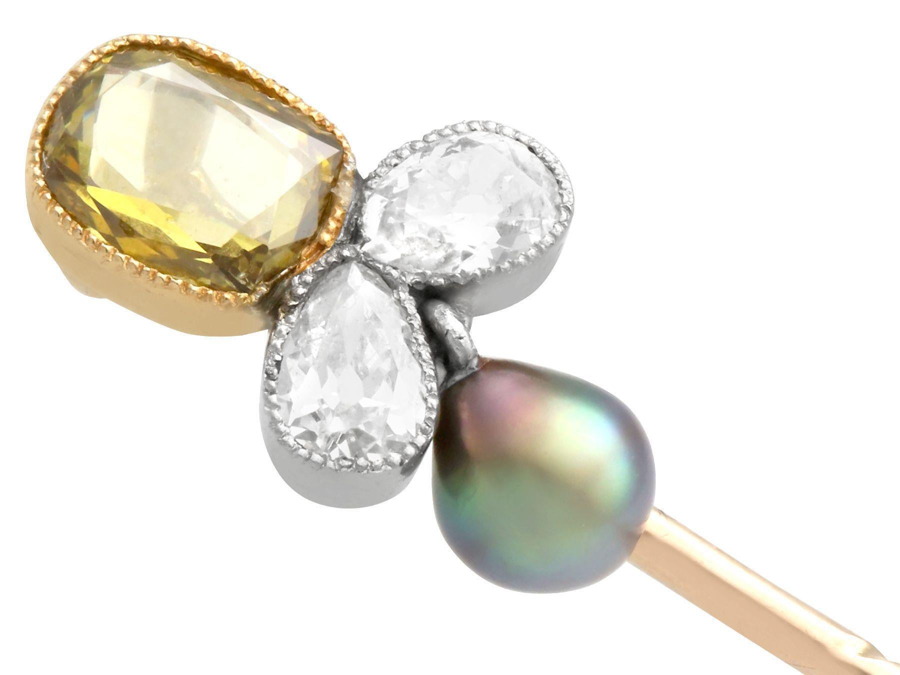 Spilla con diamante, perla coltivata e oro giallo del 1900 In condizioni ottime in vendita a Jesmond, Newcastle Upon Tyne