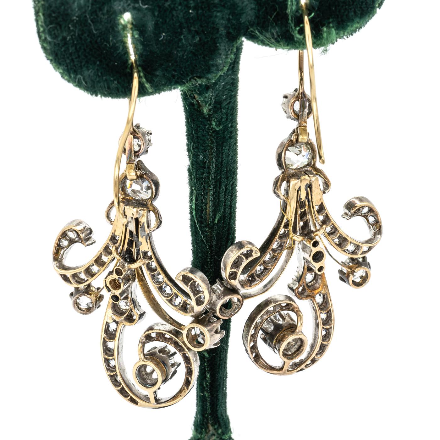 Boucles d'oreilles anciennes en diamants, vers 1890 Bon état - En vente à London, GB