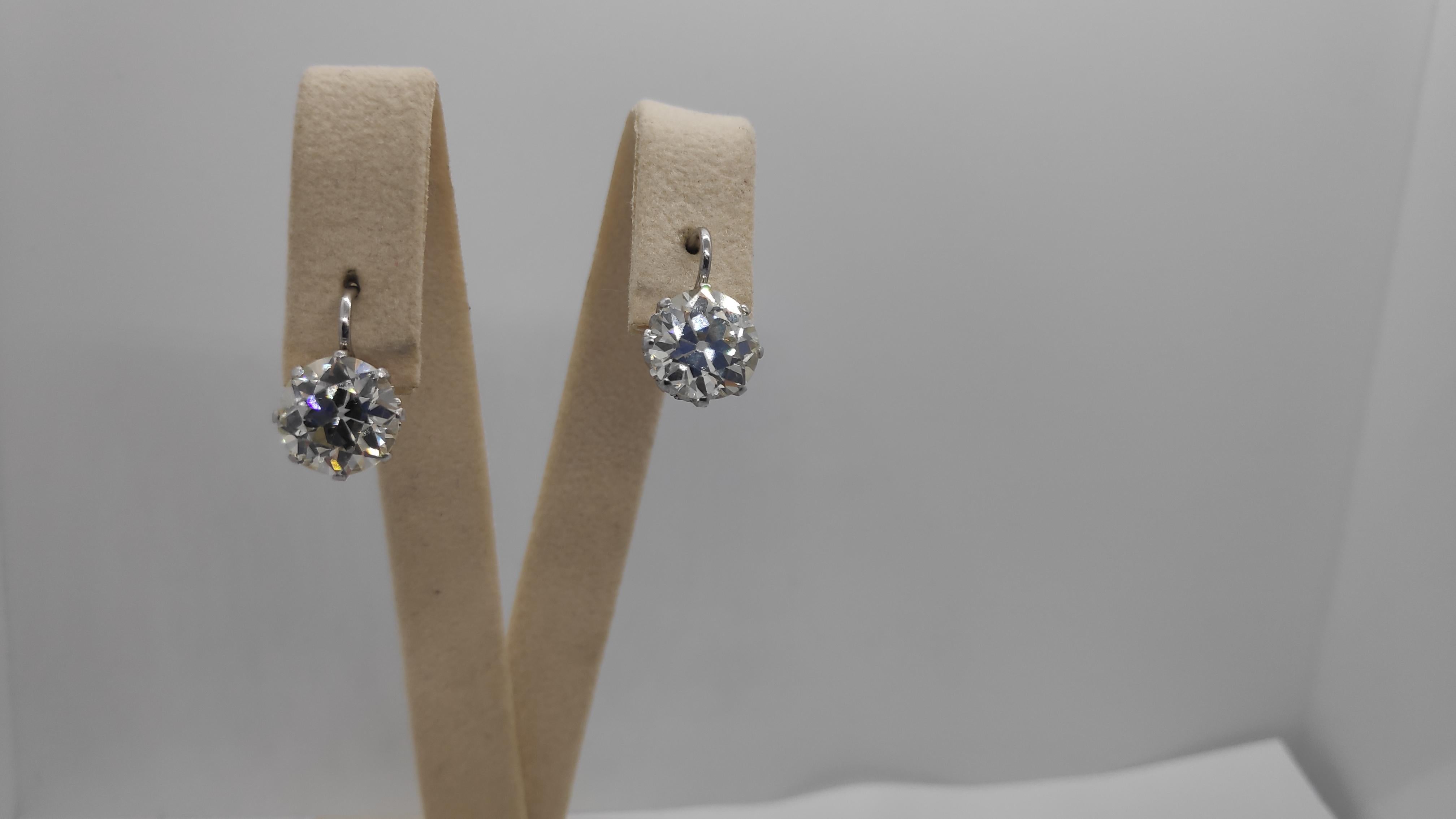Boucles d'oreilles anciennes en diamant en vente 1