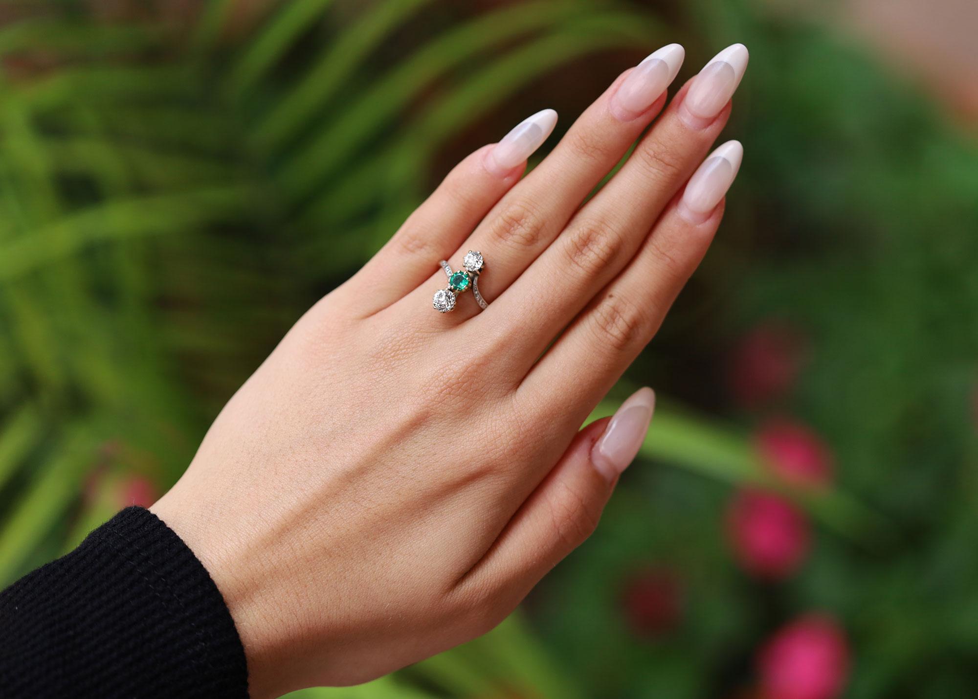 Old European Cut Antique Diamond & Emerald 3-Stone Edwardian Engagement Ring For Sale