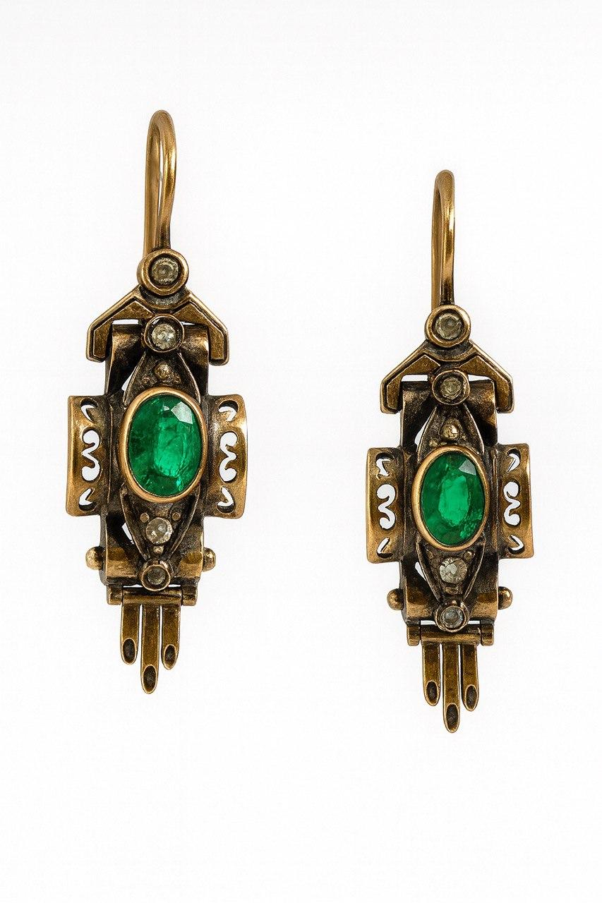 Bague ancienne en or rose, diamant et émeraude, années 1890 Excellent état - En vente à Firenze, FI