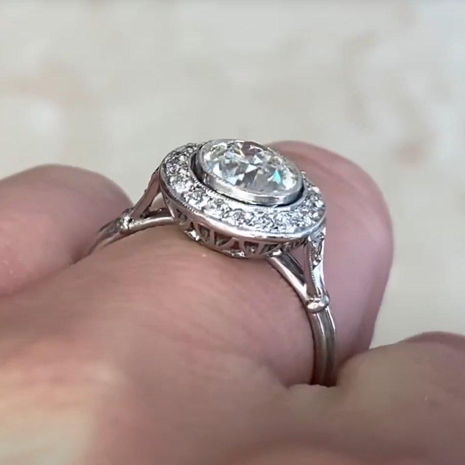 Bague de fiançailles ancienne en platine avec diamant de taille européenne ancienne (environ 1 carat) Excellent état - En vente à New York, NY