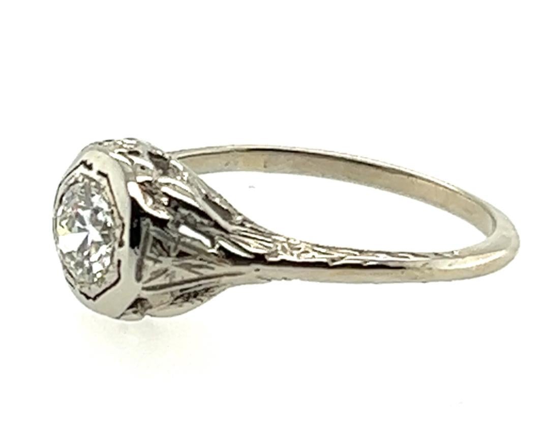 Taille vieille Europe Bague de fiançailles ancienne diamant GIA .54ct 18K Love Bird Deco Original 1930's en vente