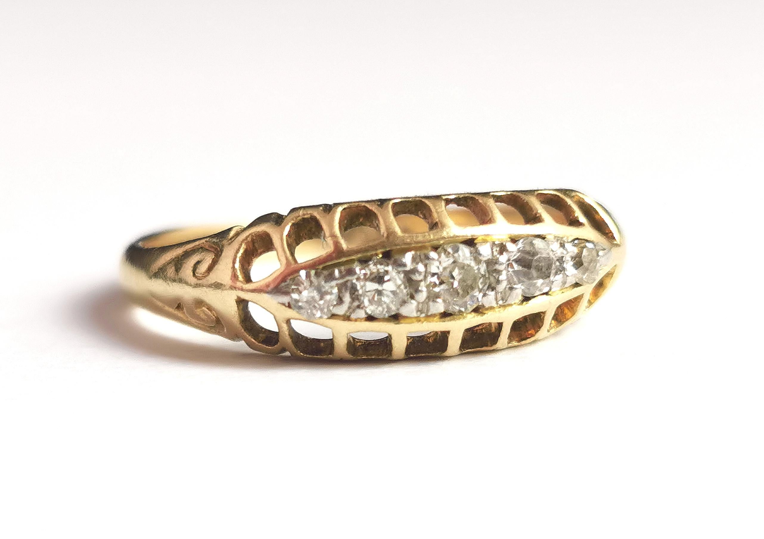Antiker Diamantring mit fünf Steinen, 18 Karat Gelbgold, Edwardian im Zustand „Gut“ im Angebot in NEWARK, GB