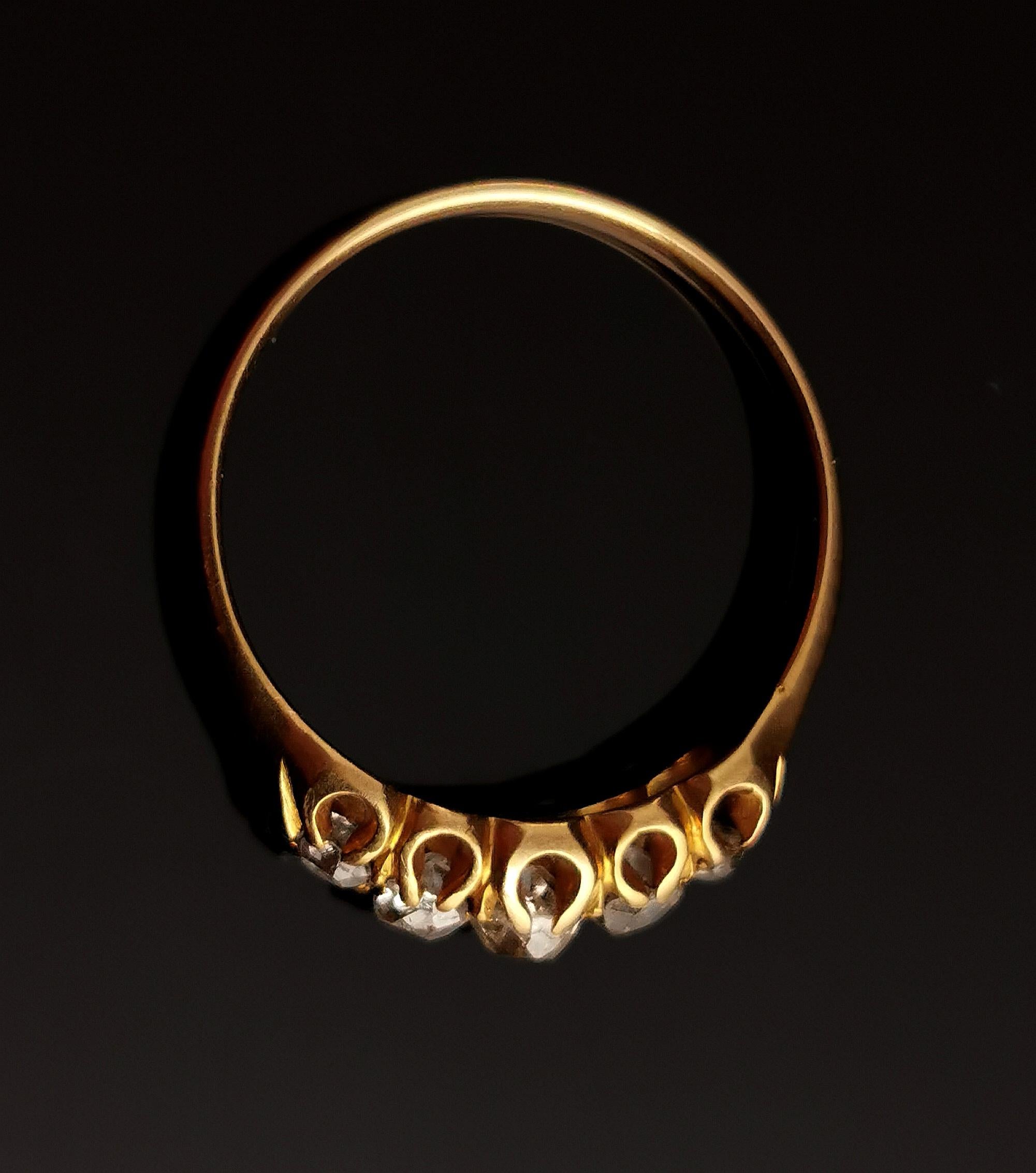 Antique diamond five stone ring, 18 karat yellow gold, Victorian  For Sale 9