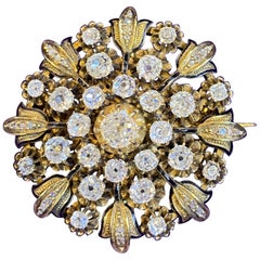 Spilla a fiore con diamante antico