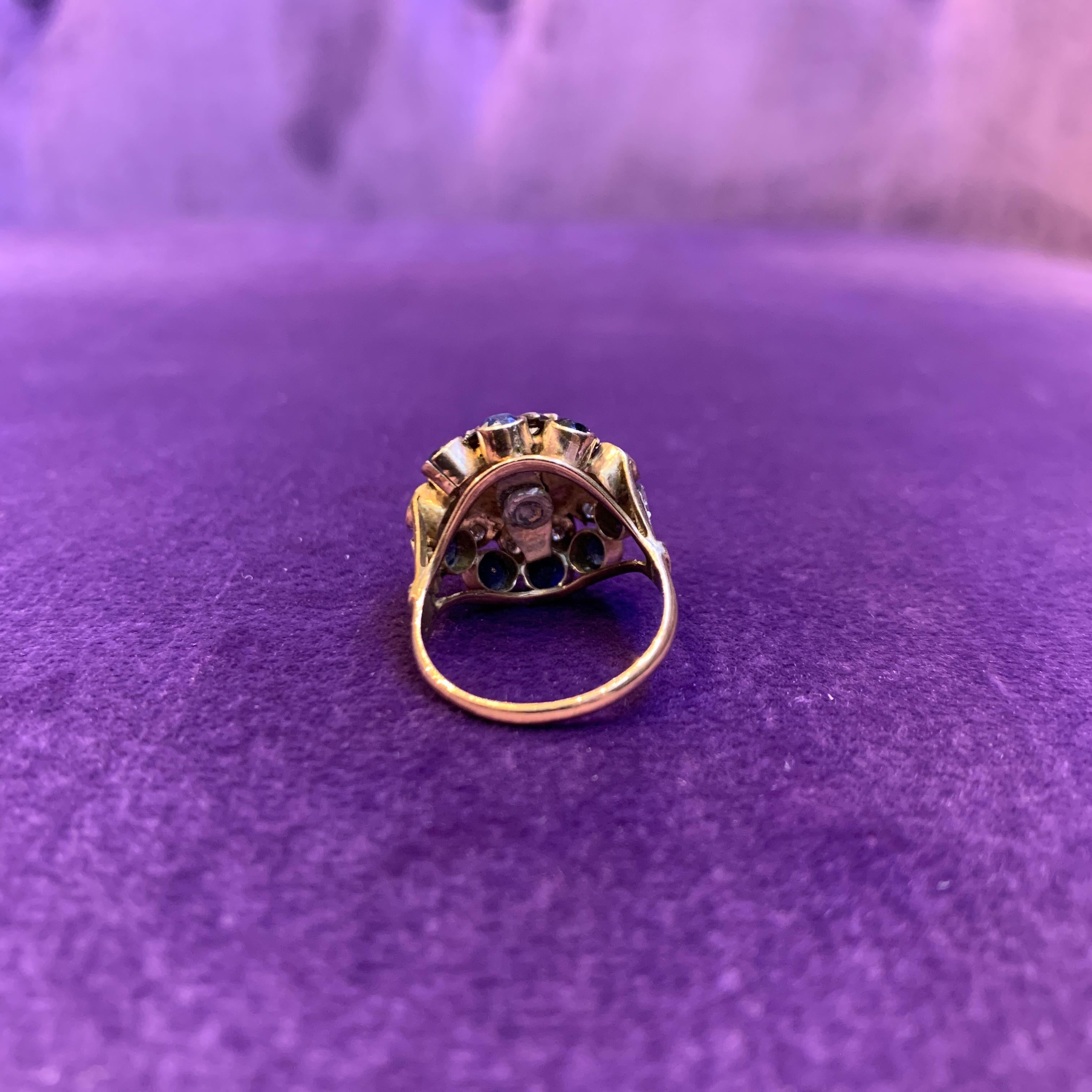 Antique Diamond flower Cocktail Ring For Sale 1