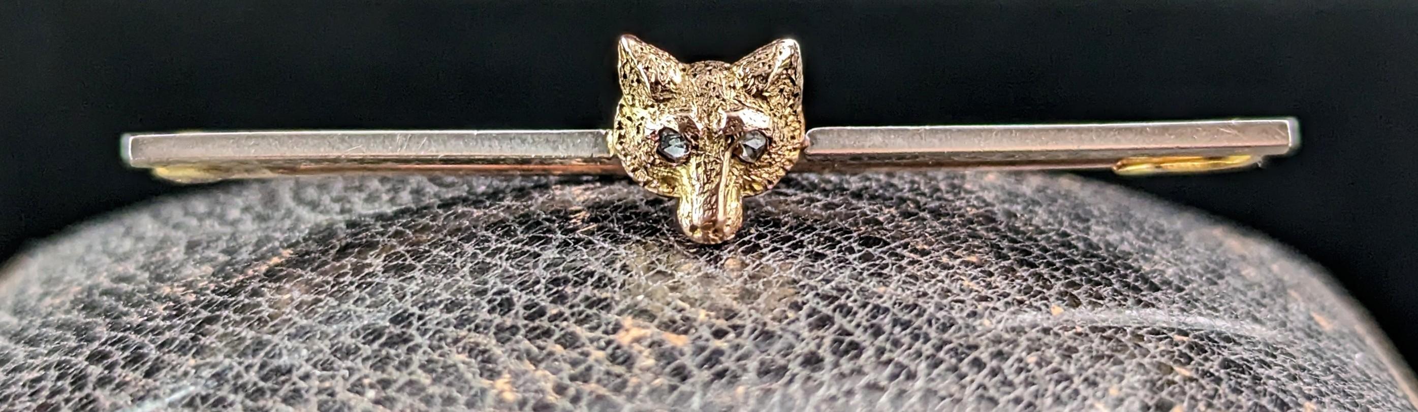 Antique Diamond fox brooch, 15k gold and platinum  For Sale 2