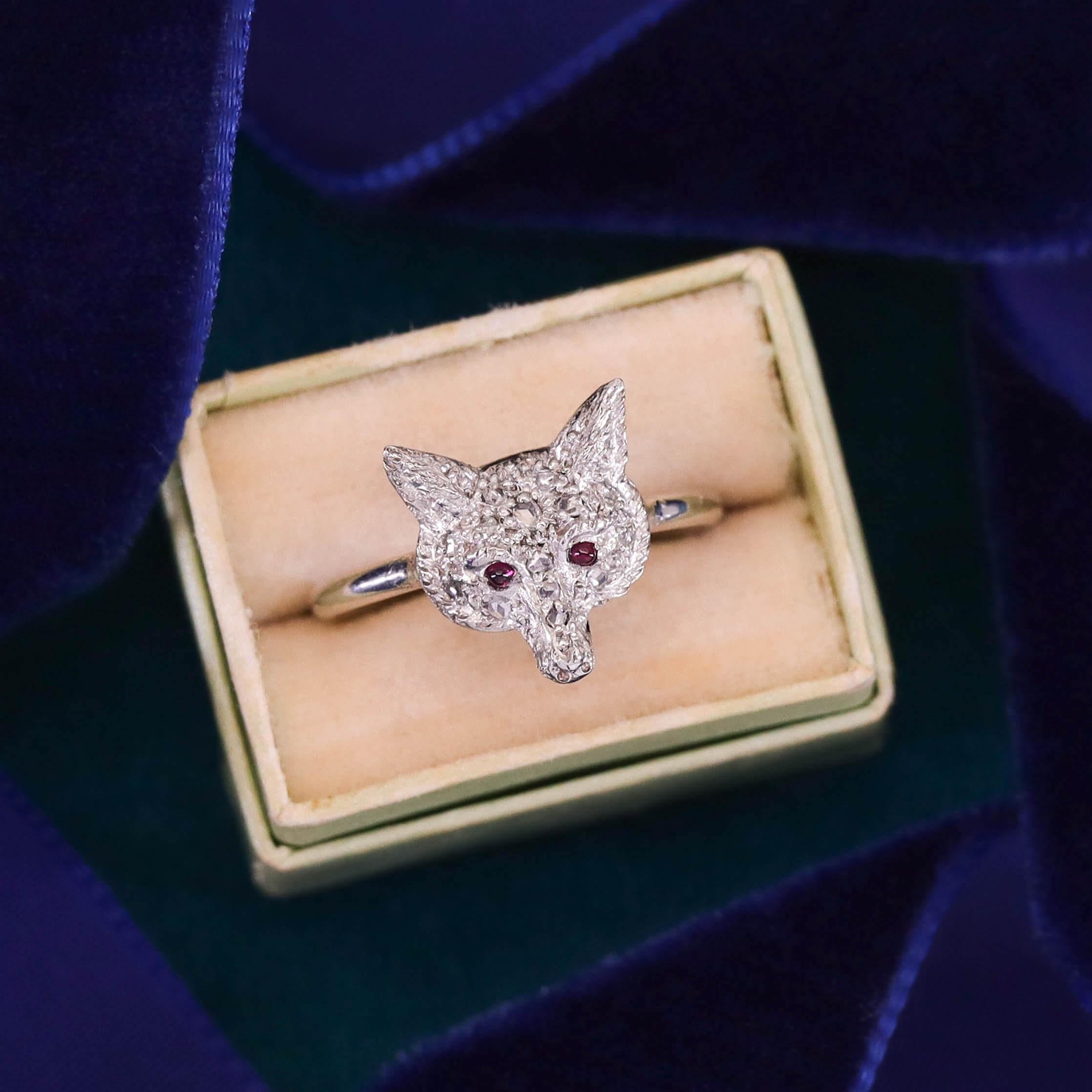 Anello Fox con diamante antico di platino in vendita 2