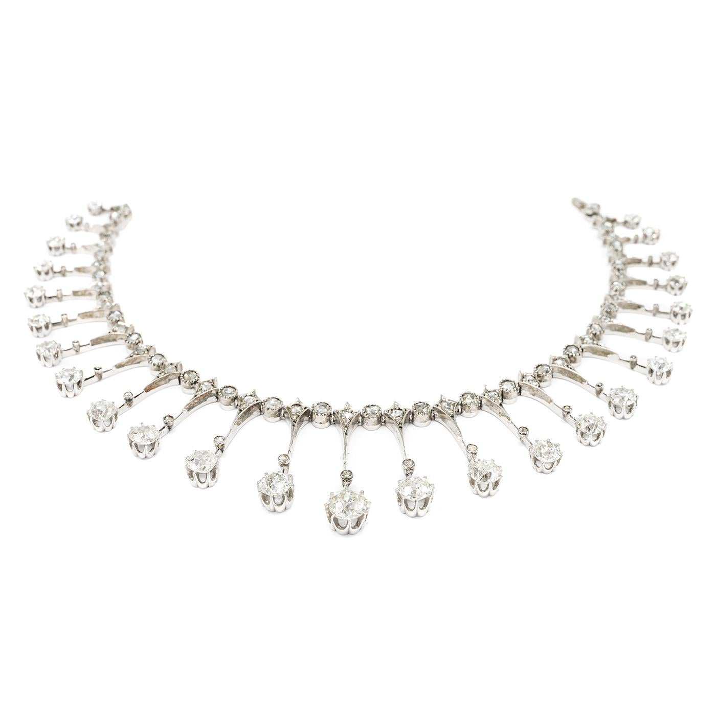 Antica collana di diademi con frange di diamanti, argento e oro, circa 1910 in vendita 1