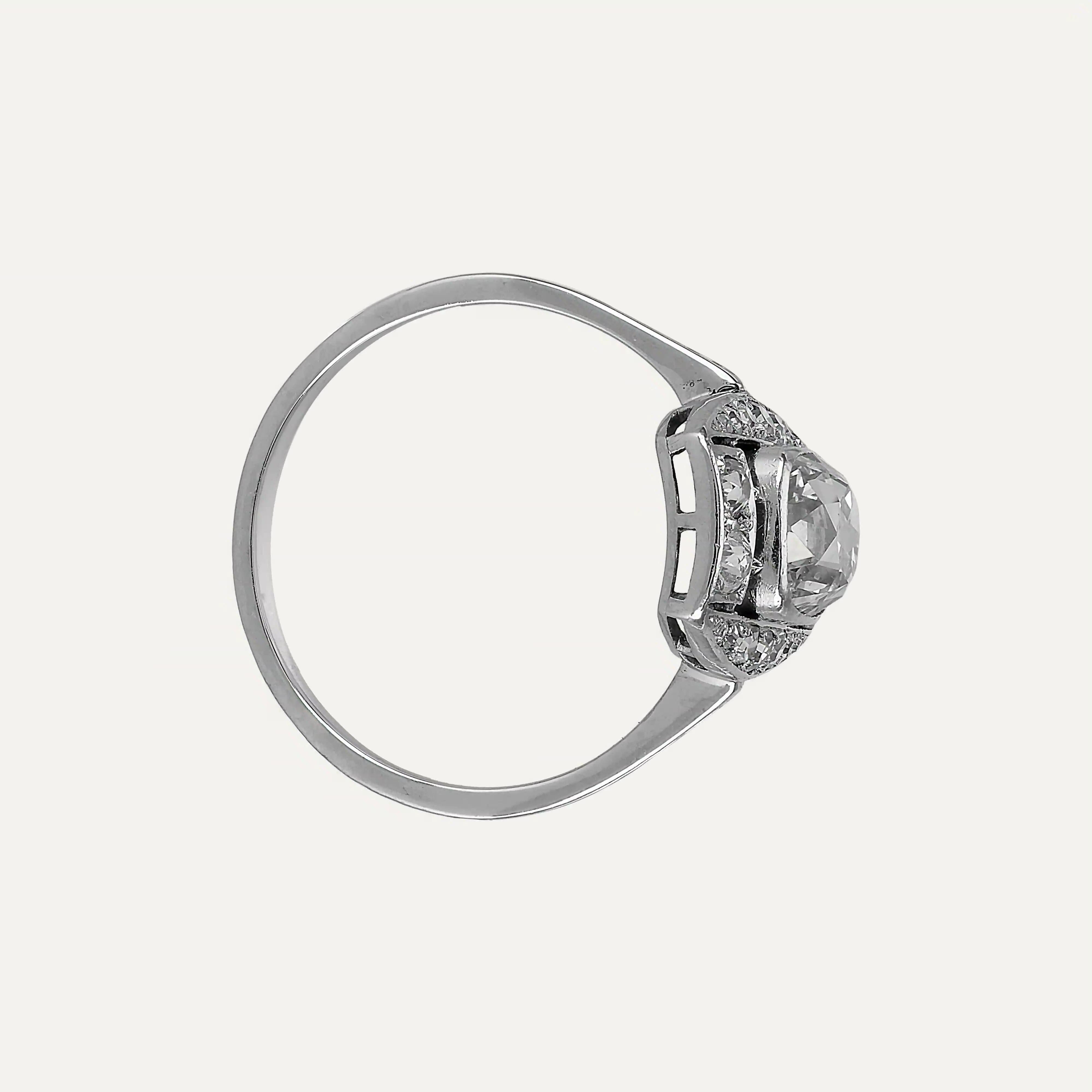 Bague ancienne en or et diamants Bon état à Lisboa, PT