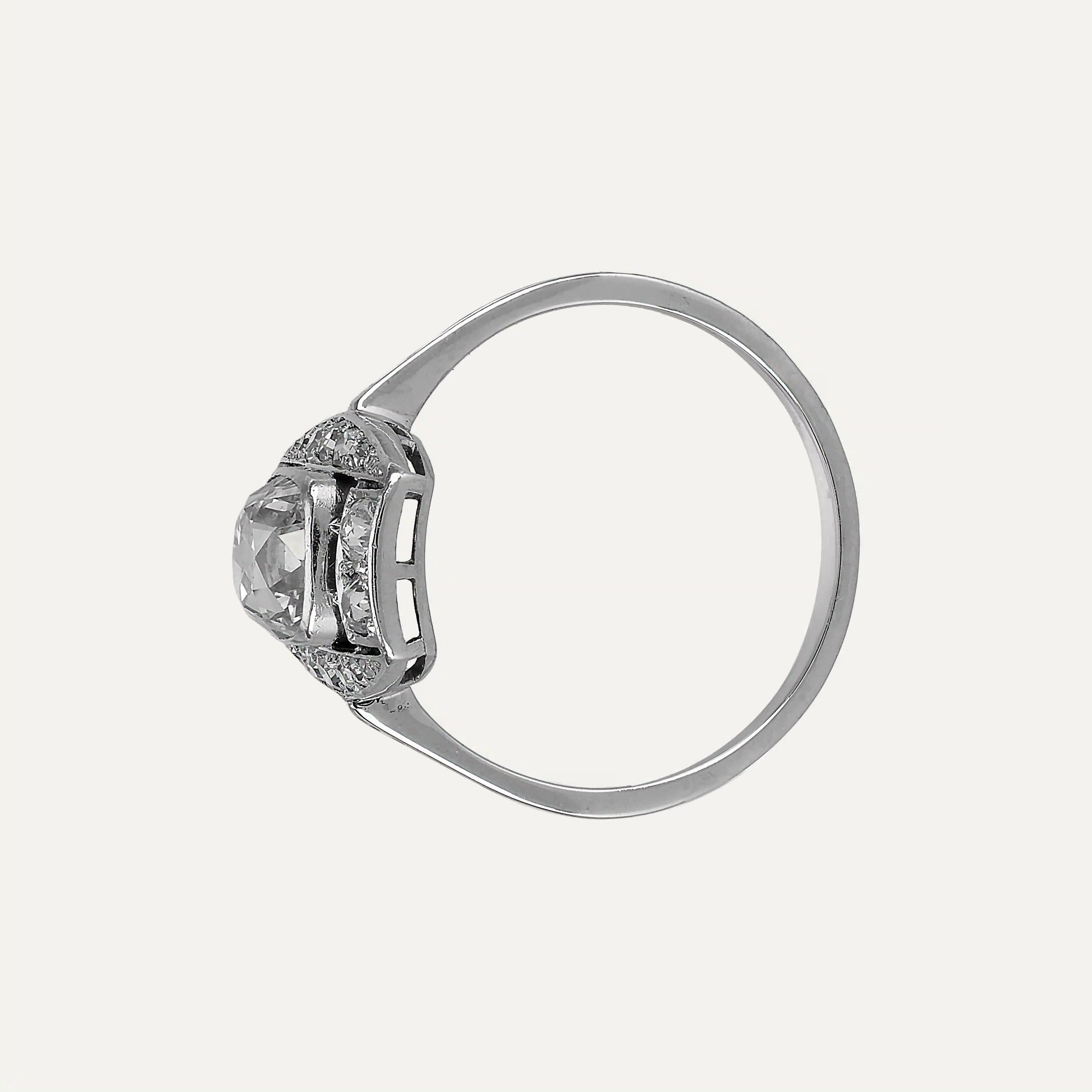 Bague ancienne en or et diamants 1