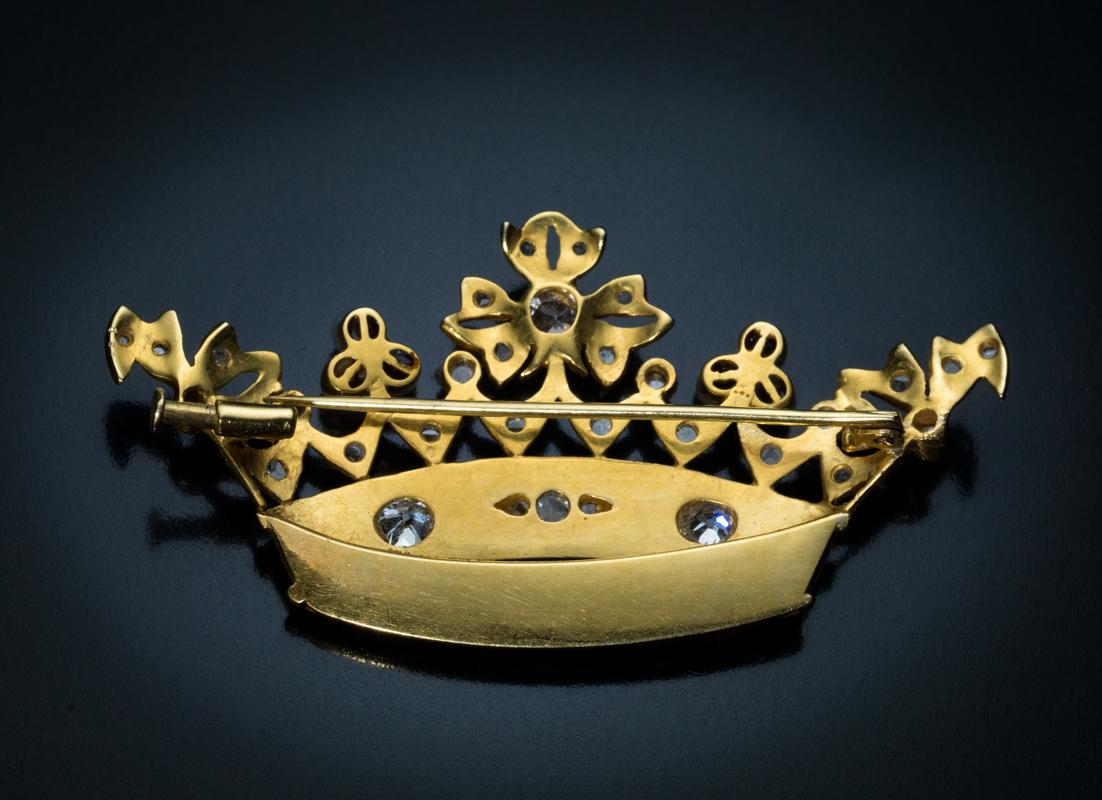 Antike Diamant-Perlen-Gold-Kronbrosche (Belle Époque) im Angebot