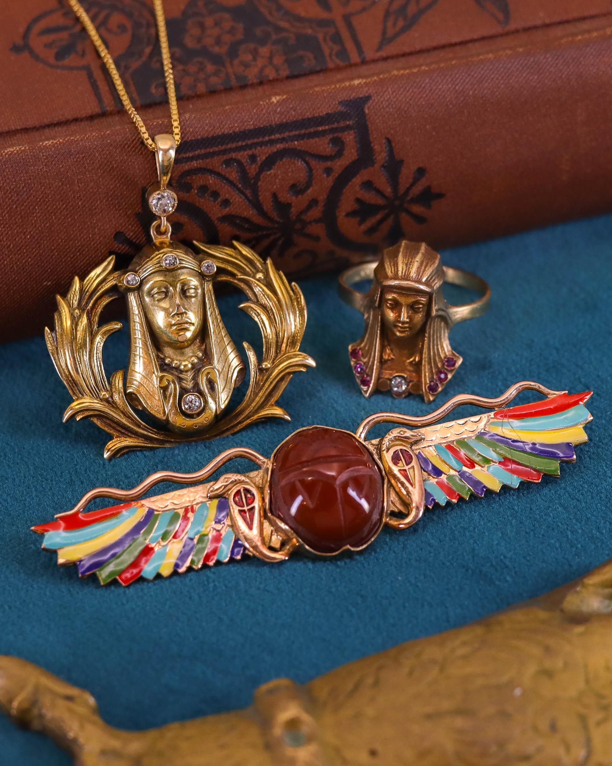 Collier contemporain pharaon en or 14 carats avec diamants anciens en vente 3