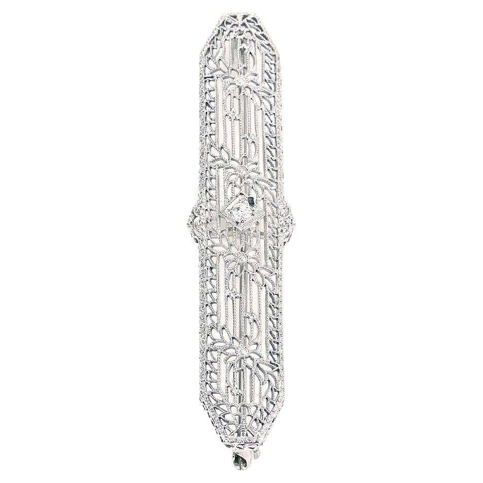 Antique Diamond Pin with Filigree Detail in Platinum For Sale at 1stDibs