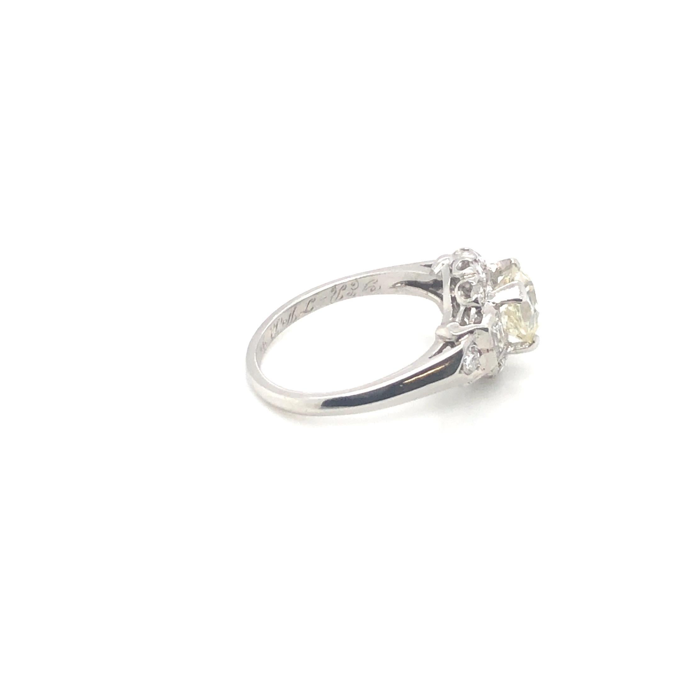 Women's Antique Diamond Platinum Ring For Sale
