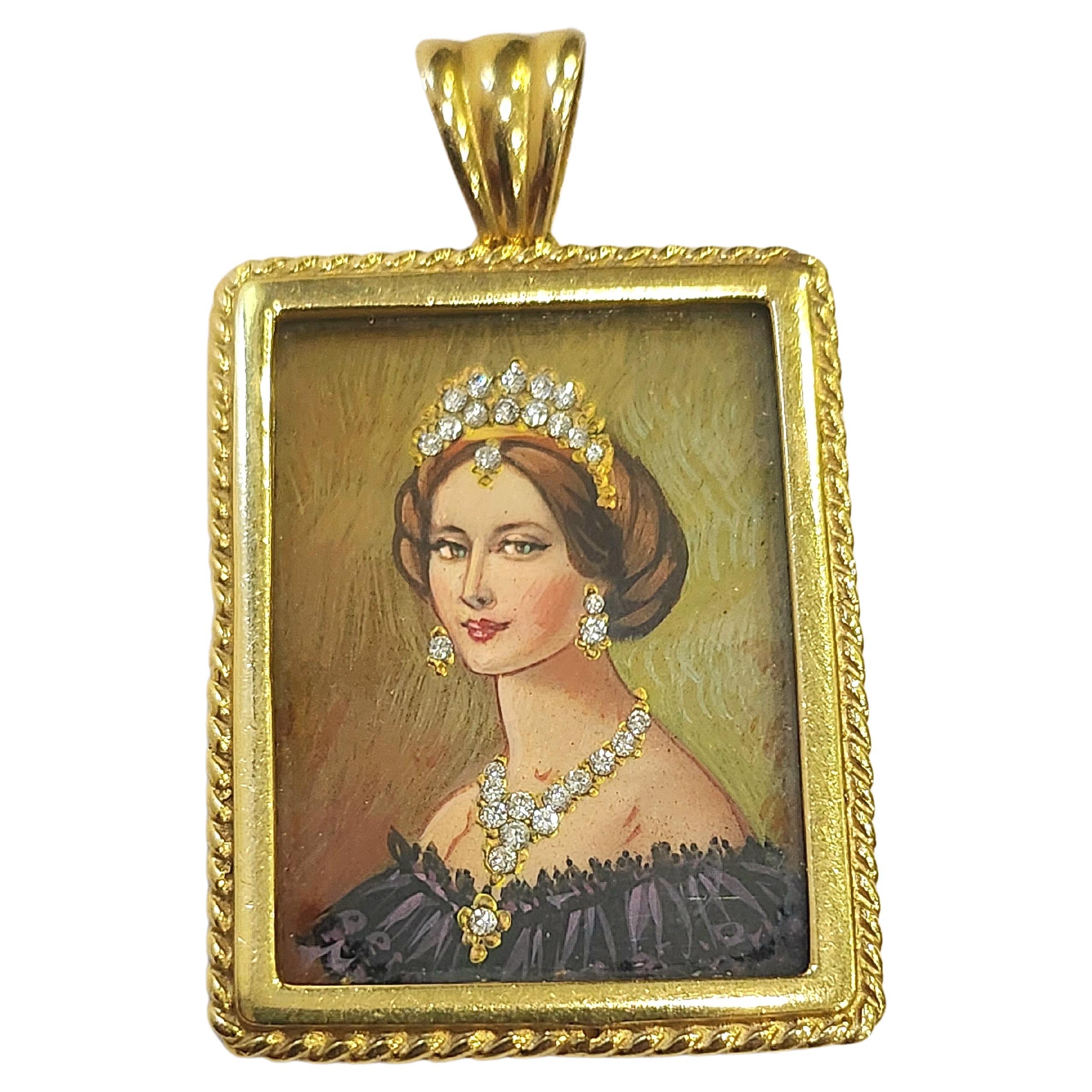 Antique Diamond Portrait Gold Pendant In Good Condition For Sale In Cairo, EG