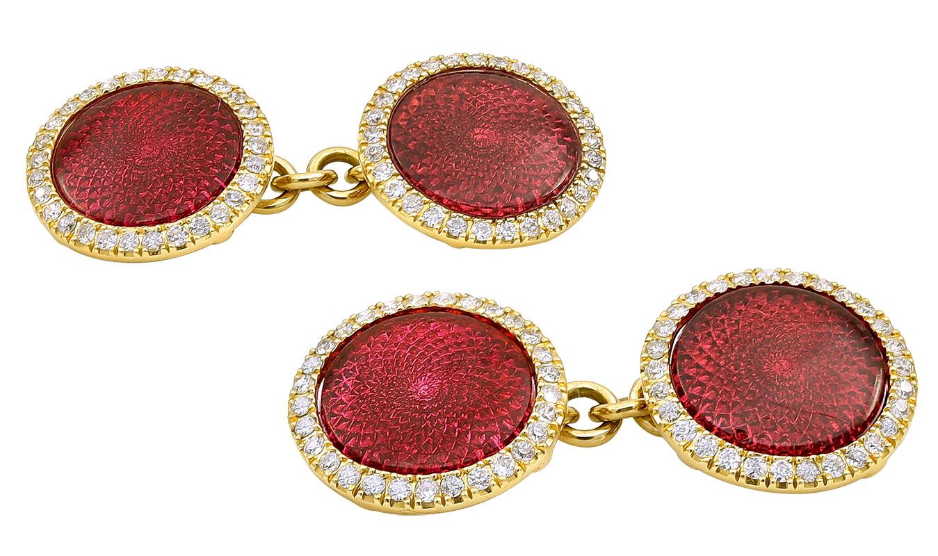 Boutons de manchette anciens en émail rouge et diamants Bon état - En vente à New York, NY