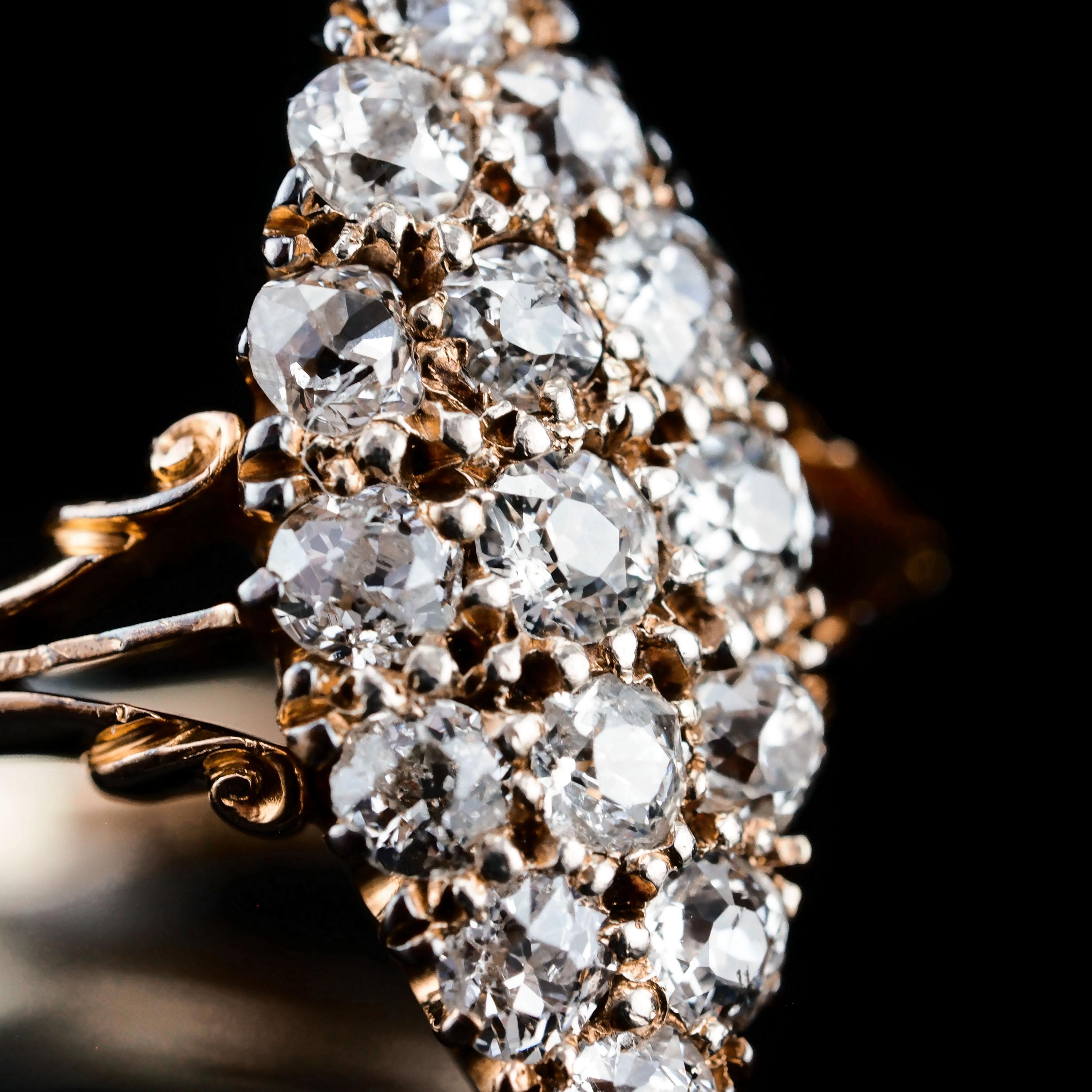 Antique Diamond Ring 18K Gold Navette/Cluster Design - c.1900s For Sale 2