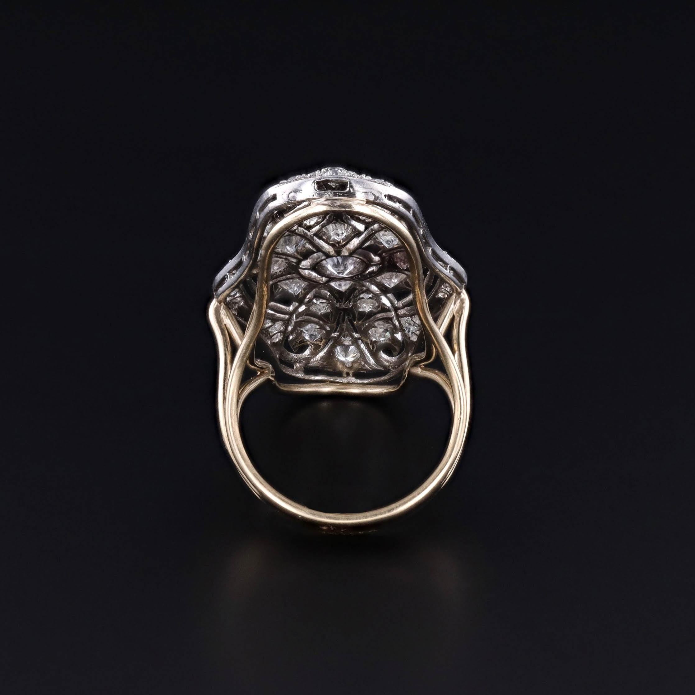 Antique Diamond Ring of Platinum and 14k Gold In Good Condition For Sale In Lewisburg, PA