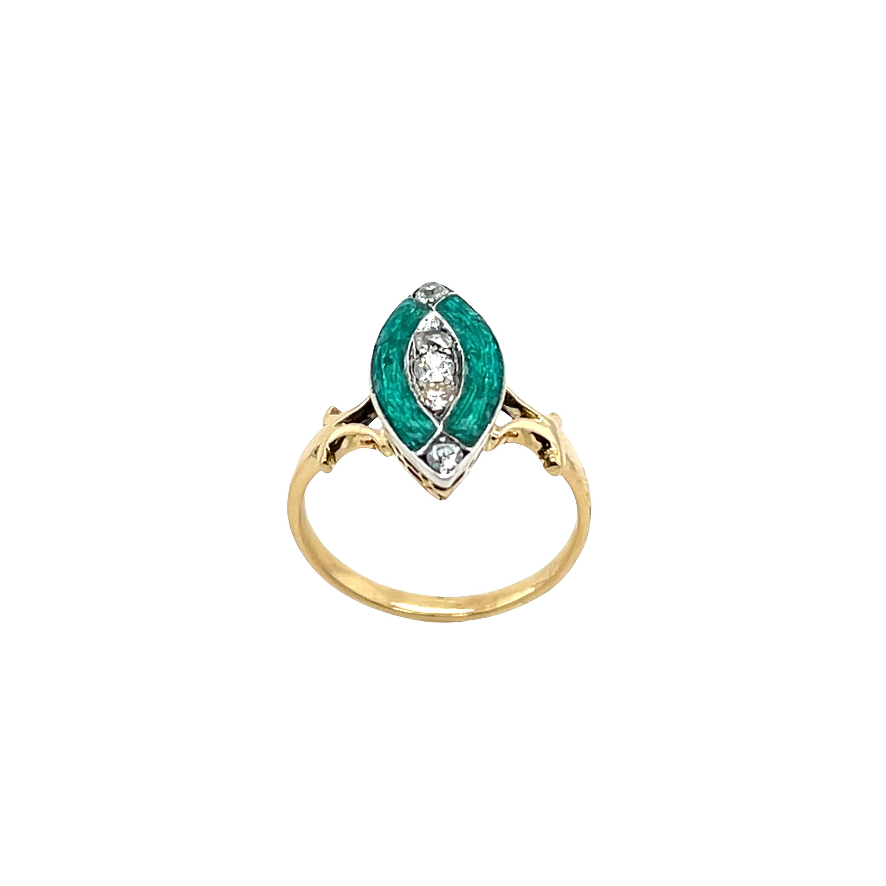 Antique Diamond Ring with Turquoise Enamel In 18ct Yellow and White Gold Damen im Angebot
