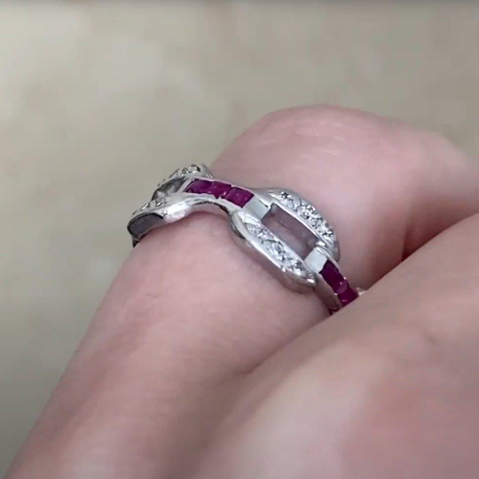 Bague ancienne avec diamant et rubis, platine, A Link alterné, Circa 1920 Excellent état - En vente à New York, NY