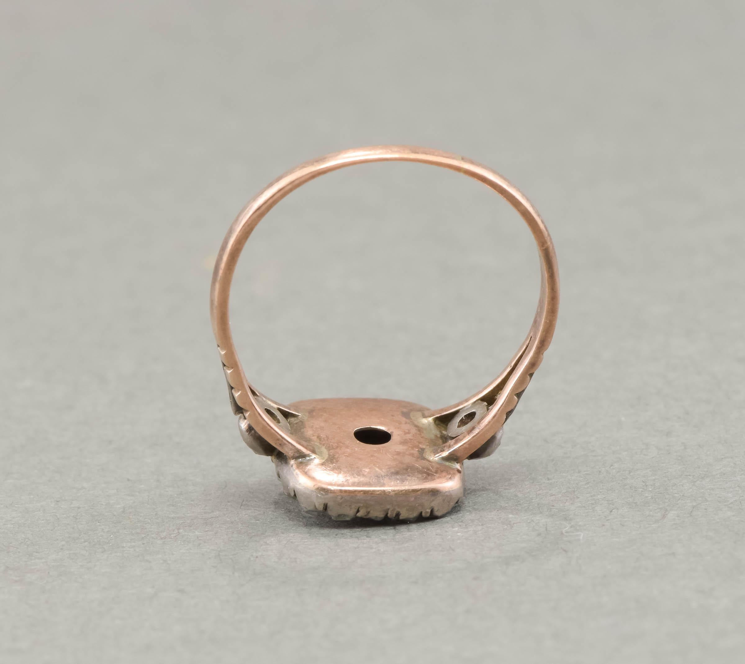 Antiker Diamant- und scharlachroter Guilloche-Emaille-Ring mit Provenienz im Zustand „Relativ gut“ im Angebot in Danvers, MA