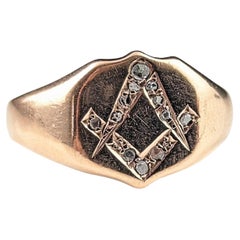 Bague sigillaire Masonique en or rose 9 carats et diamants anciens 