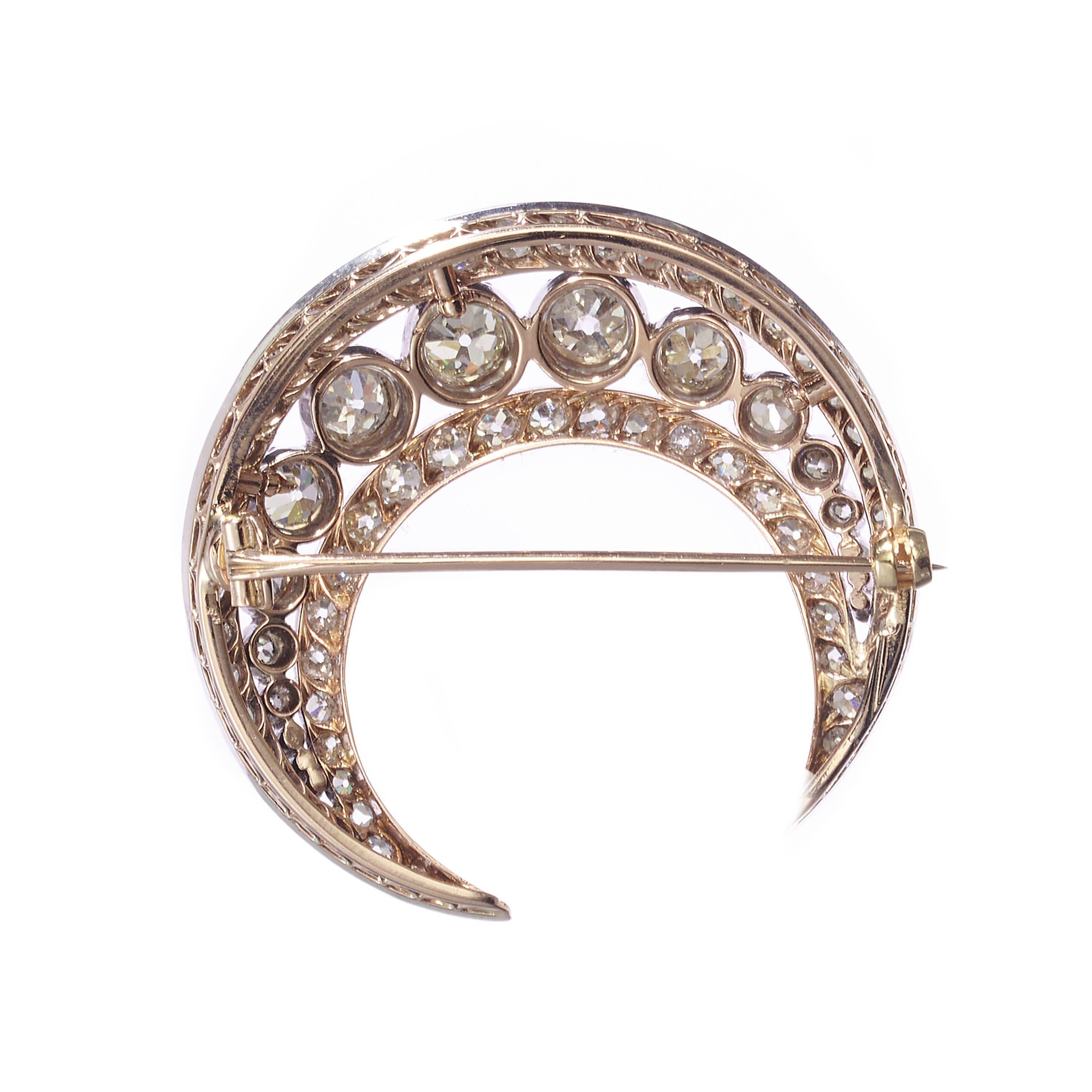 Antique Diamond Silver and Gold Crescent Brooch, circa 1890, 8.55 Carats In Good Condition In London, GB