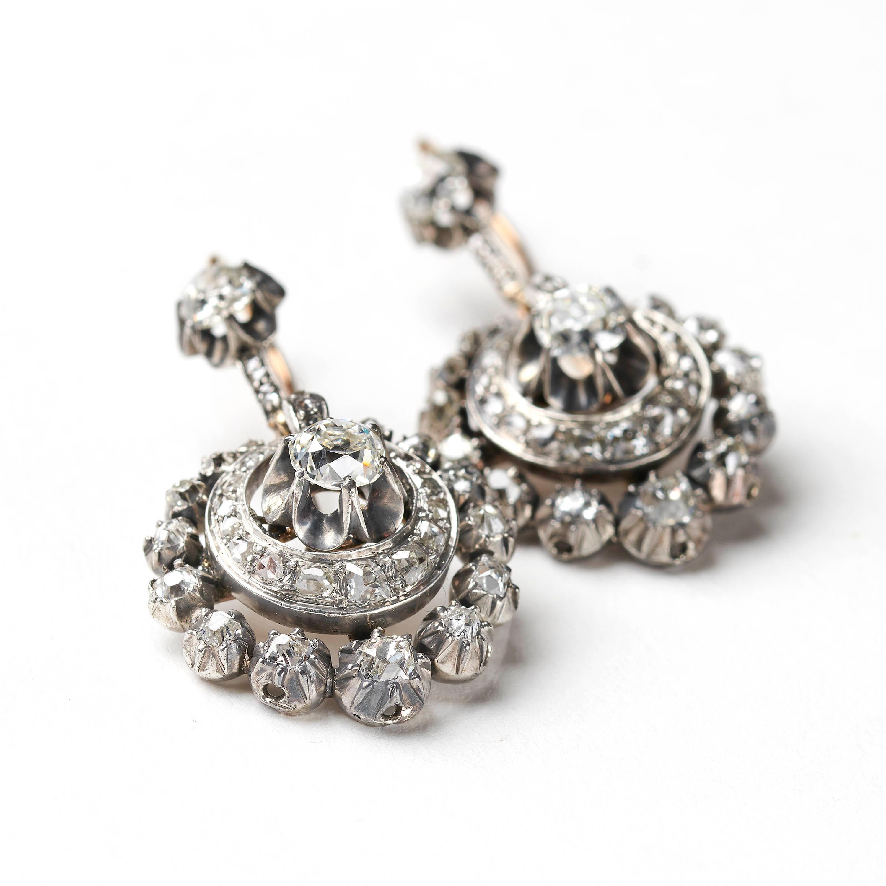 French Antique Fraumont Diamond, Silver Gold Necklace and Earrings Circa 1855 For Sale 4