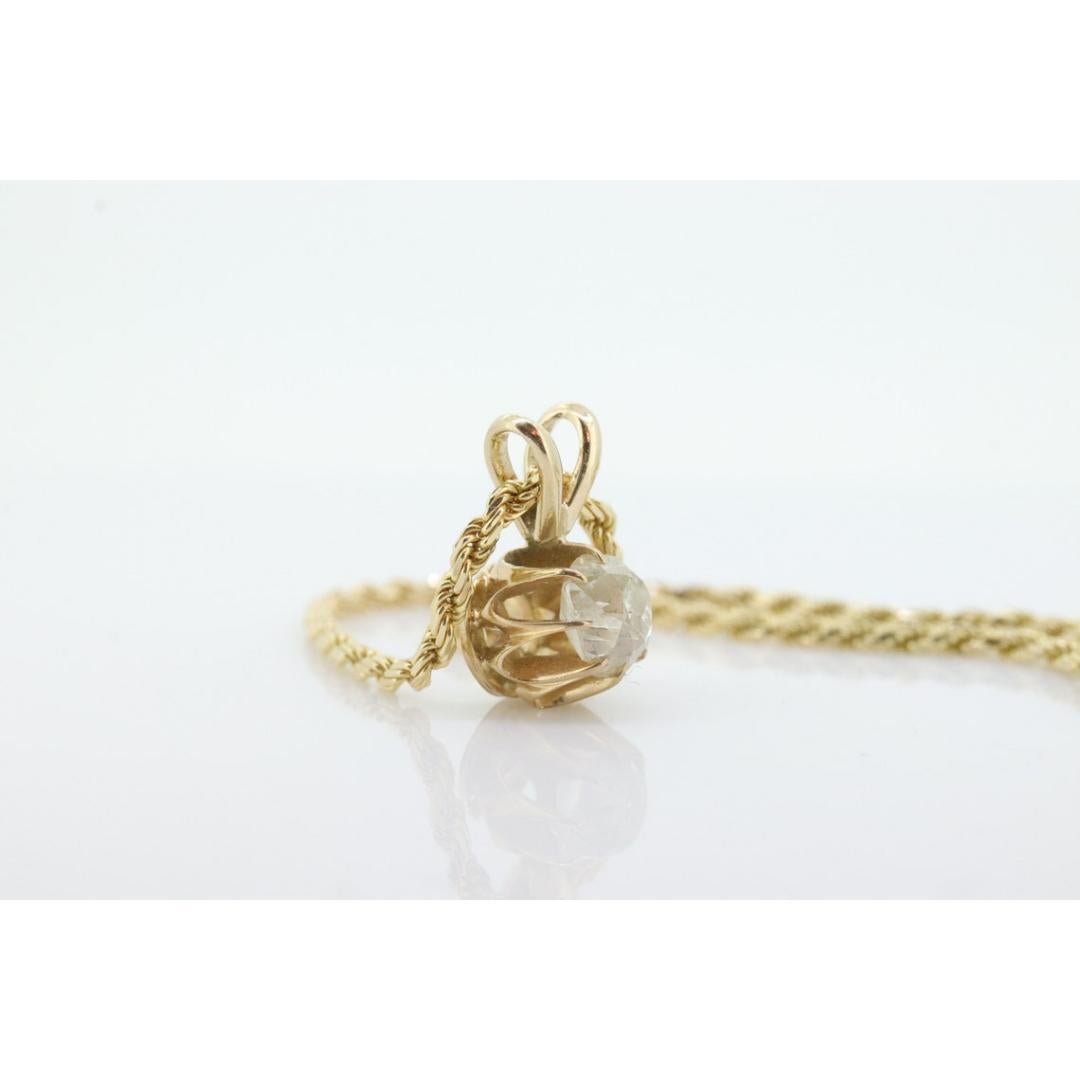 Pendentif solitaire en forme de coupe de beurre en diamant ancien, or 14 carats avec vieille mine Pour femmes en vente