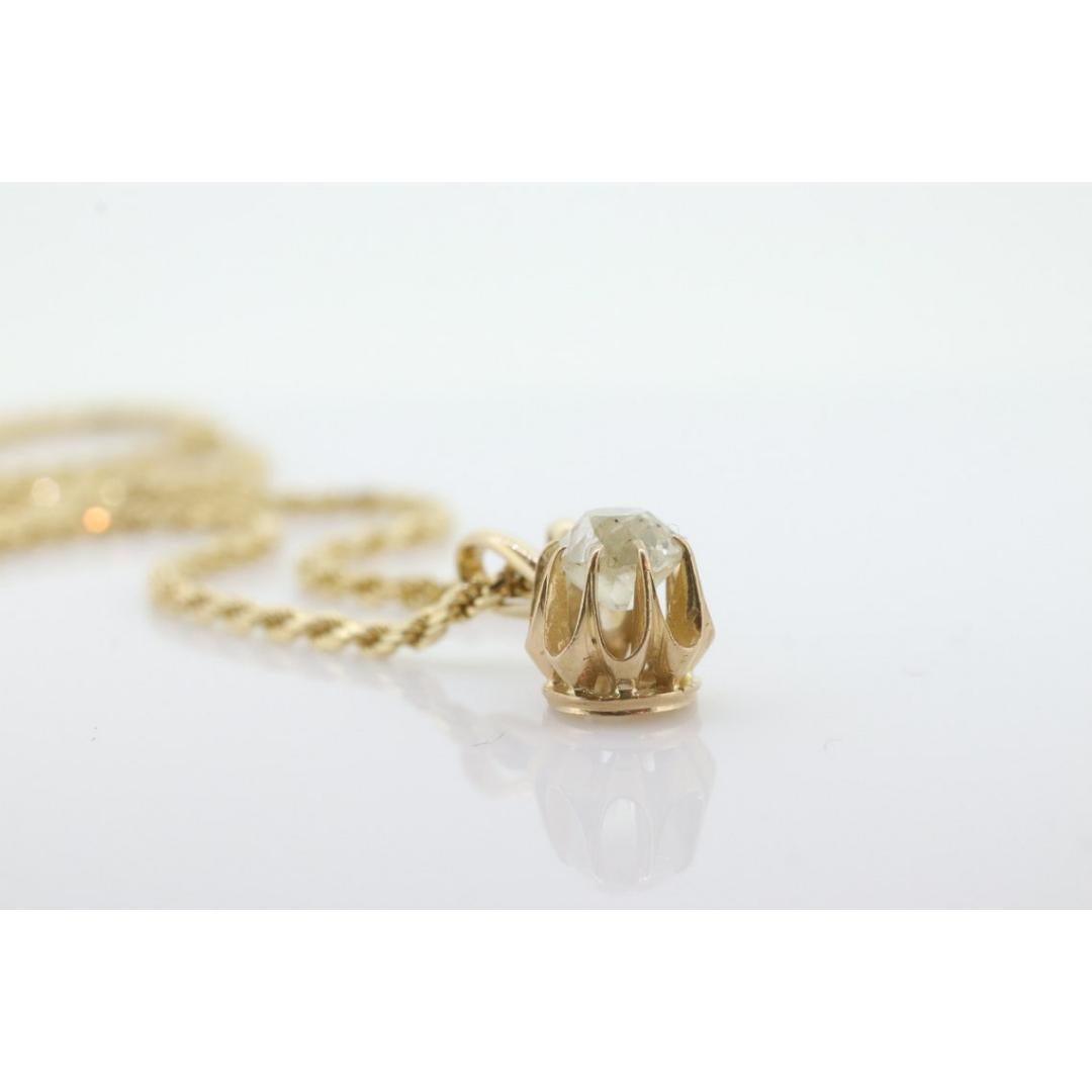 Pendentif solitaire en forme de coupe de beurre en diamant ancien, or 14 carats avec vieille mine en vente 1