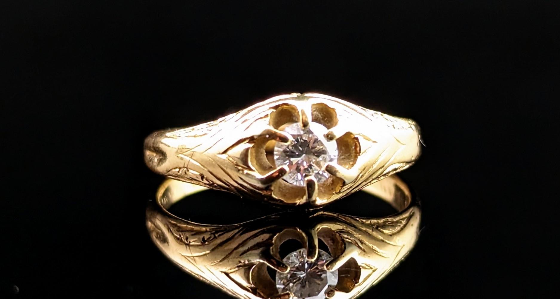 Brilliant Cut Antique Diamond Solitaire Ring, 18k Yellow Gold For Sale