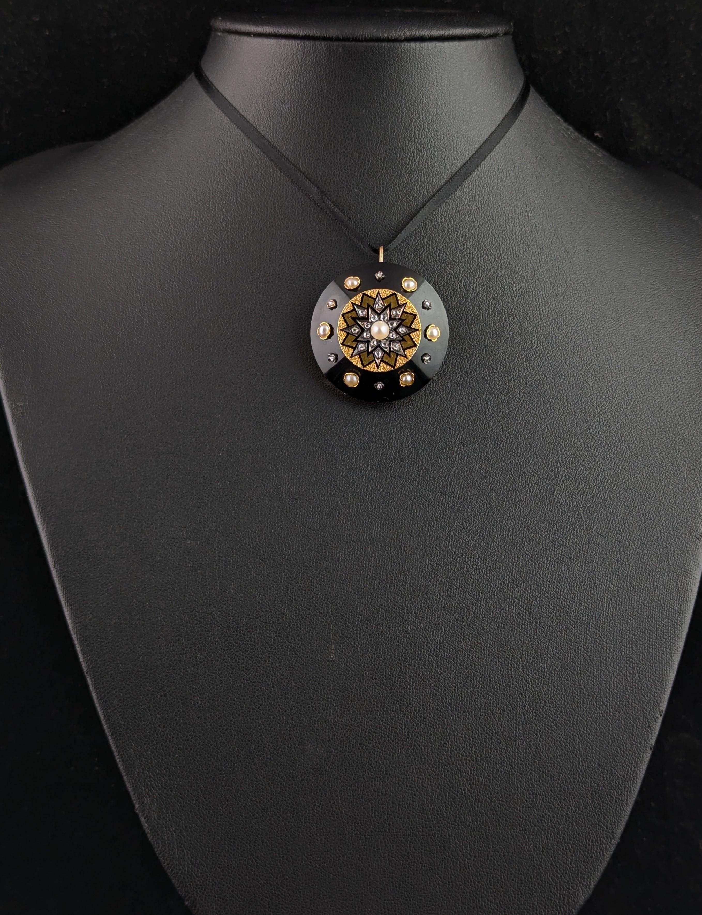 Antique Diamond Star pendant brooch, 15k gold, Onyx and black enamel 5
