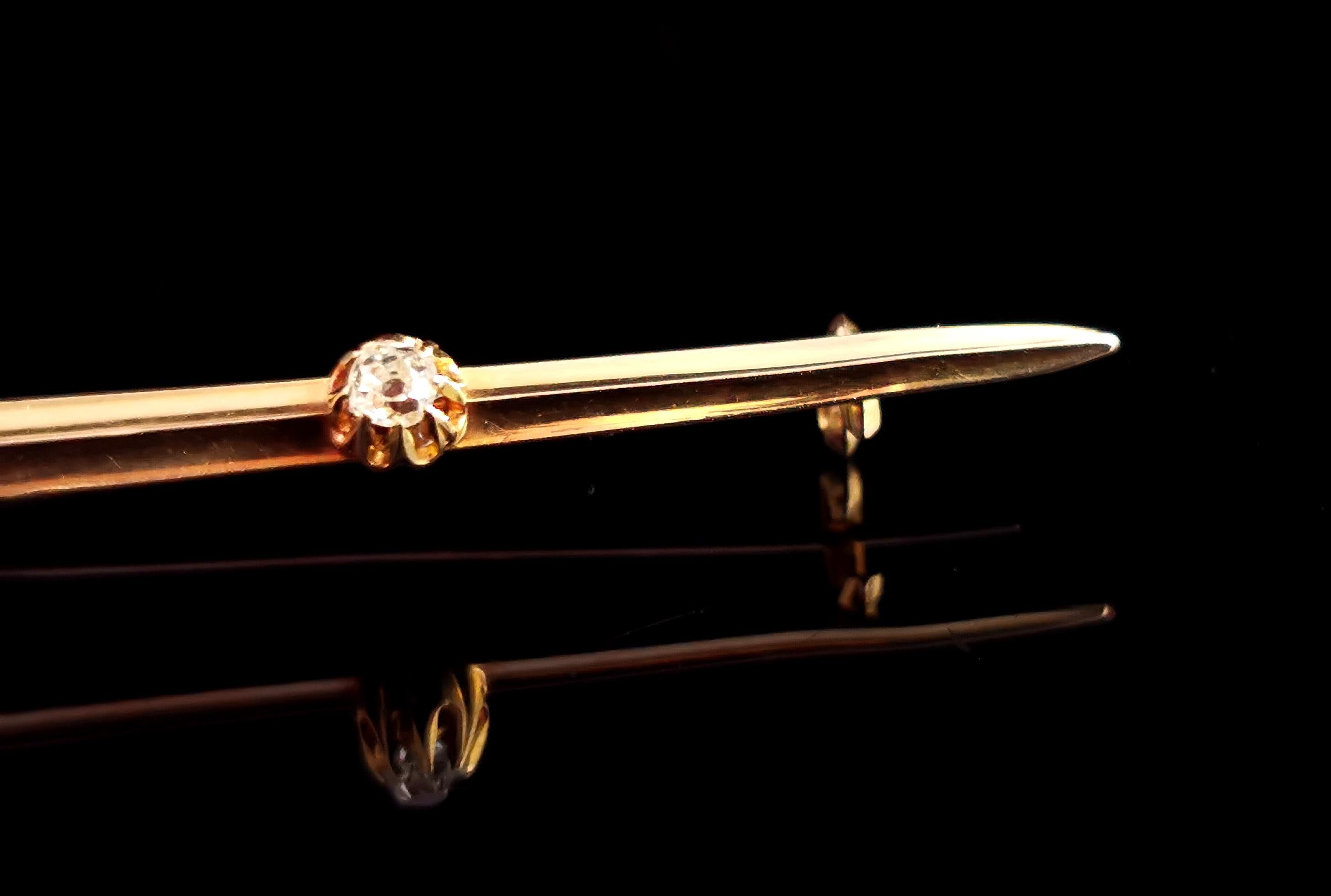 Broche épée ancienne en or jaune 9 carats et diamants, style édouardien en vente 6
