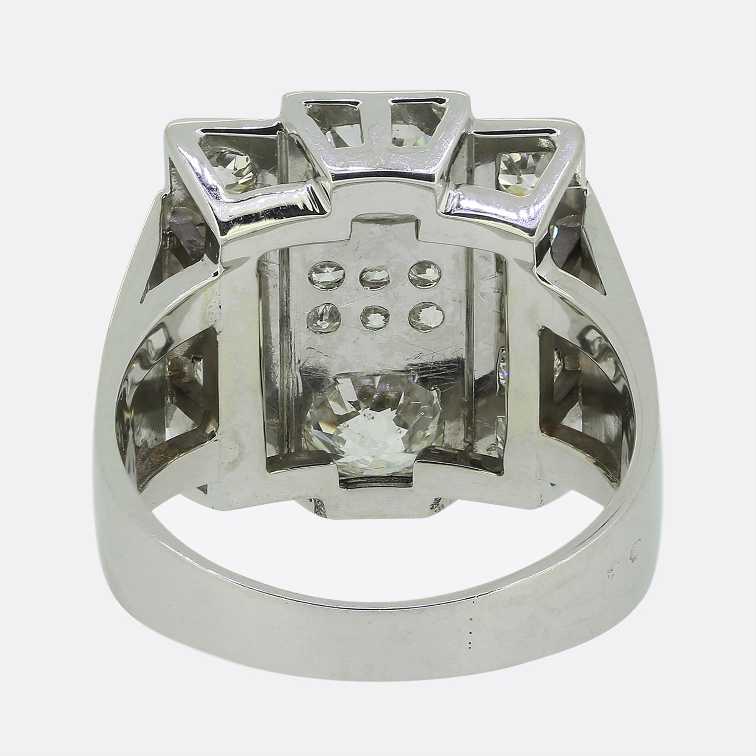 Anillo de diamantes antiguos en Bueno estado para la venta en London, GB