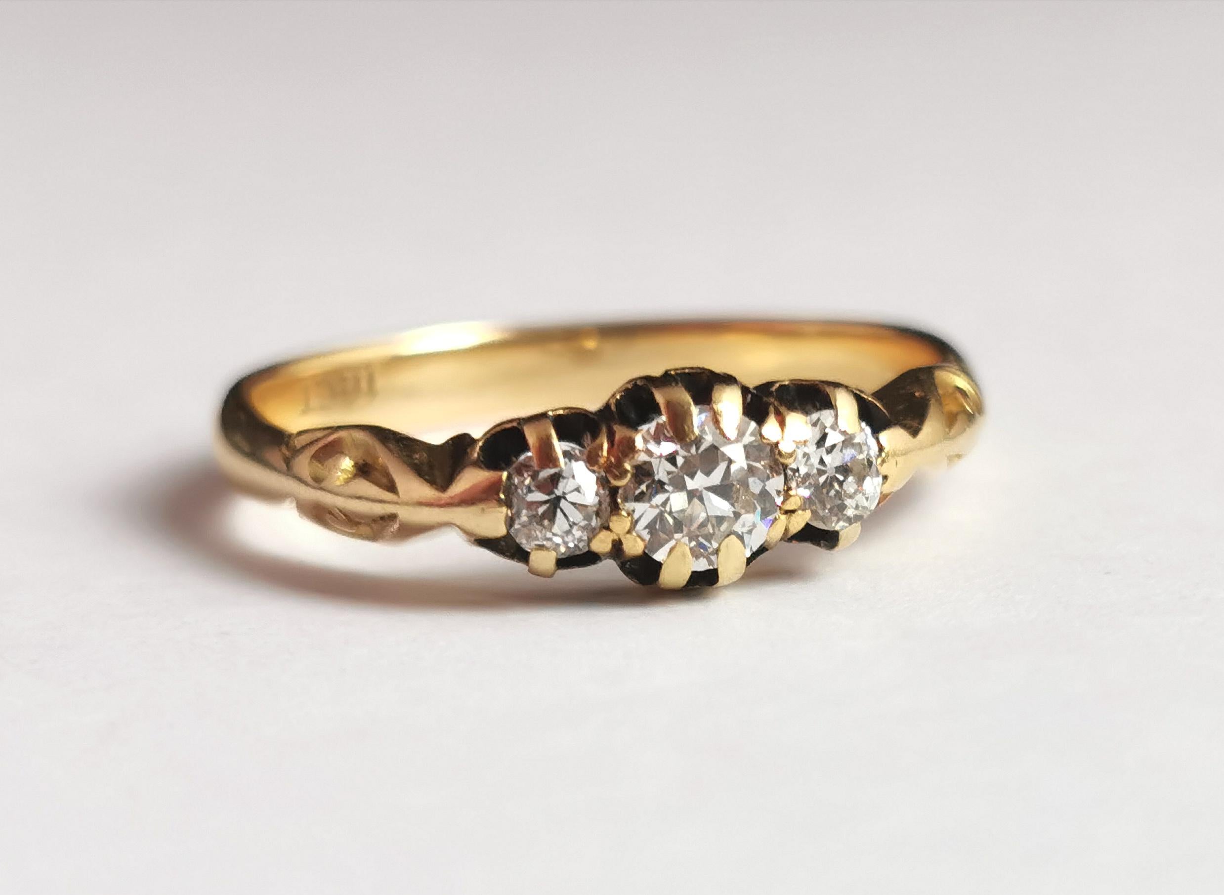 Antique Diamond Three Stone Ring, 18k Yellow Gold 7