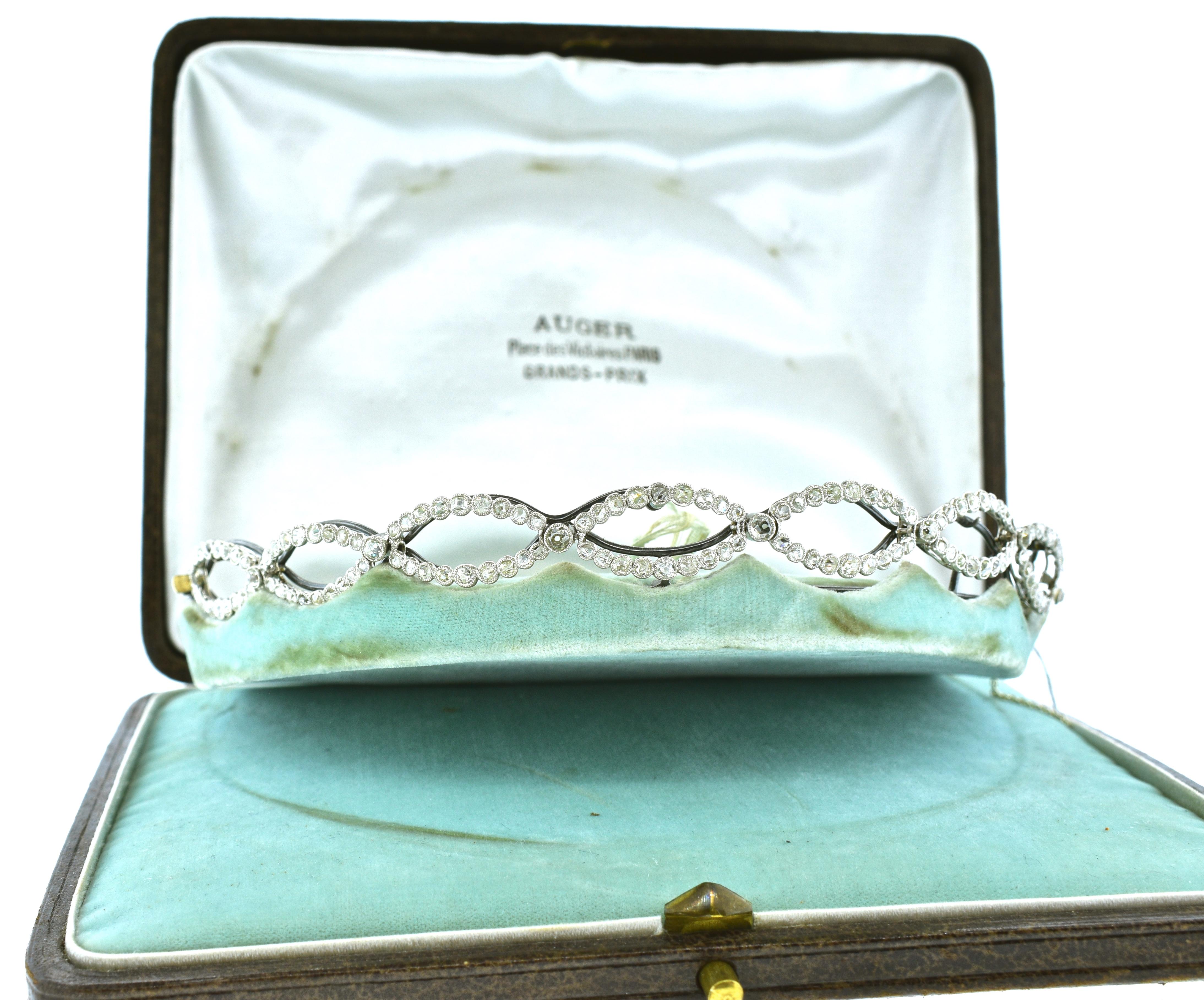 tiara bracelet