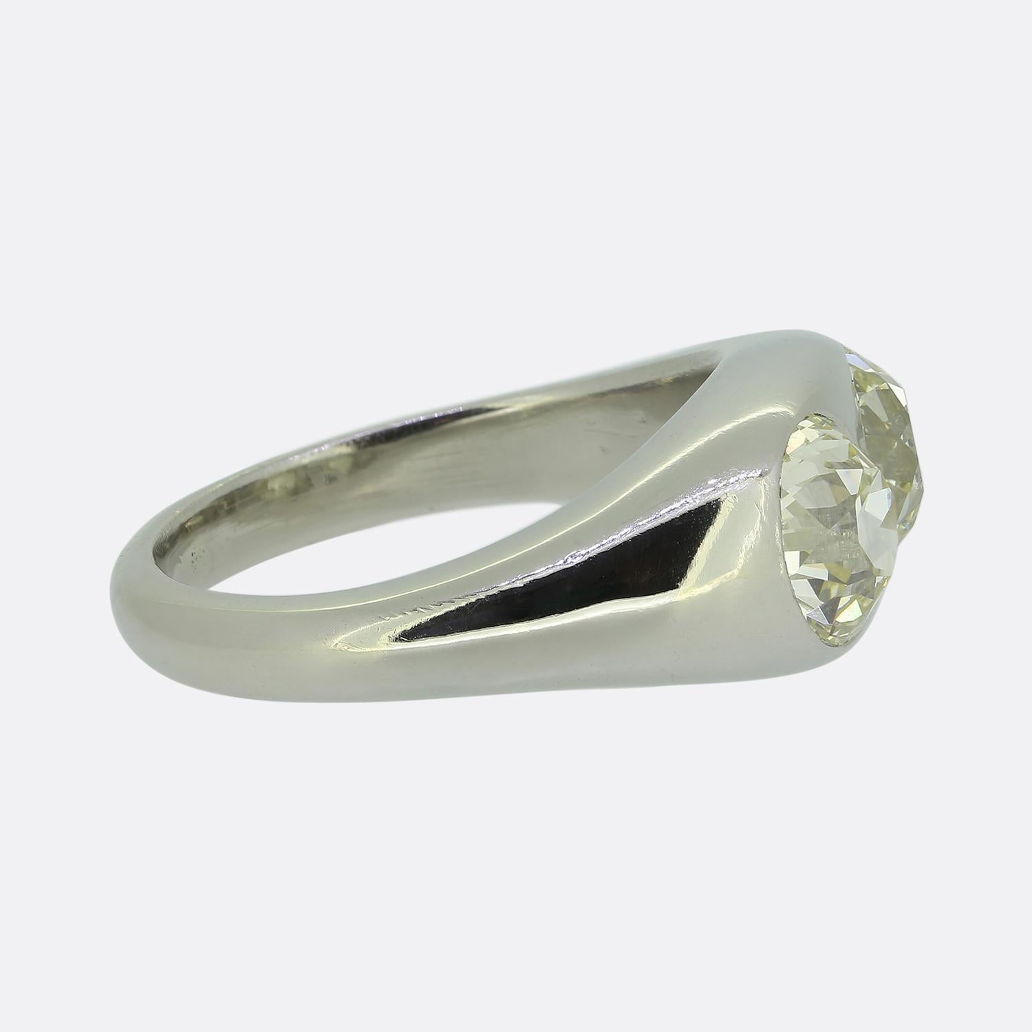 Antiker Diamantring mit zwei Steinen (Alteuropäischer Brillantschliff) im Angebot