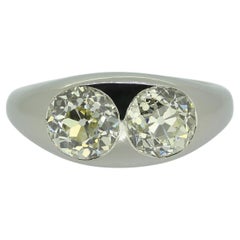 Antiker Diamantring mit zwei Steinen