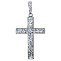 Ciondolo a croce in oro bianco con diamante antico