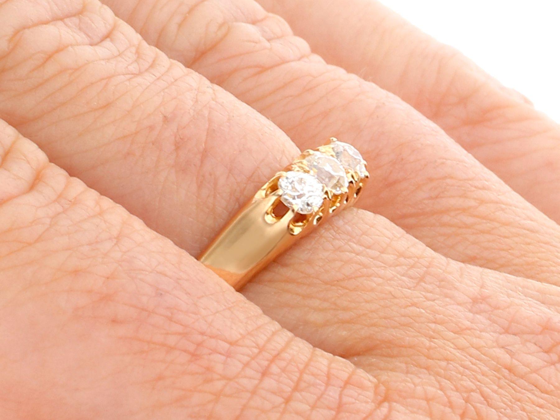 0.55ct Diamond And 18ct Yellow Gold trilogy Ring - Antique Swedish 1898 In Excellent Condition For Sale In Jesmond, Newcastle Upon Tyne