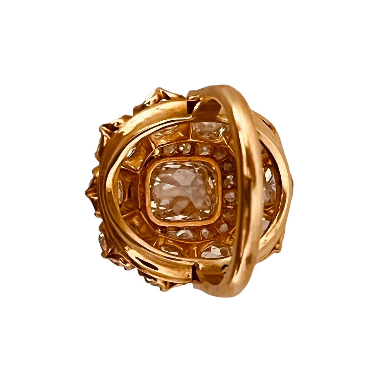 Bague grappe ancienne avec coussin central de taille ancienne pesant 1,35 carat en vente 6