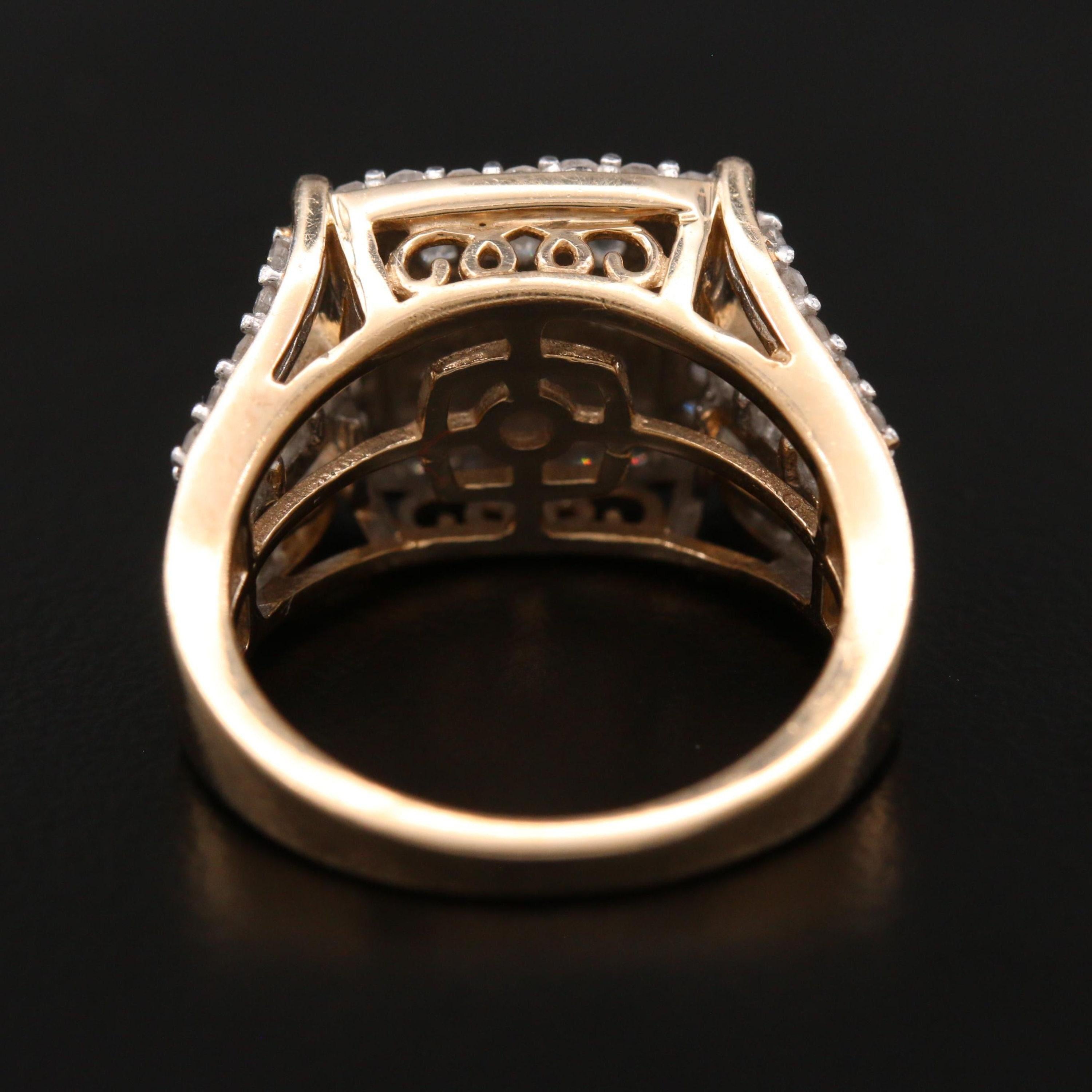 Im Angebot: Antiker natürlicher Diamant-Verlobungsring in 18K Gold, Vintage Cocktail Ring () 5